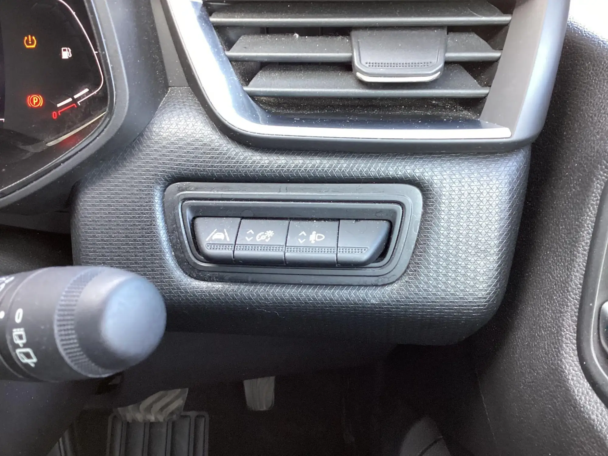 Renault Clio E-Tech Image 23