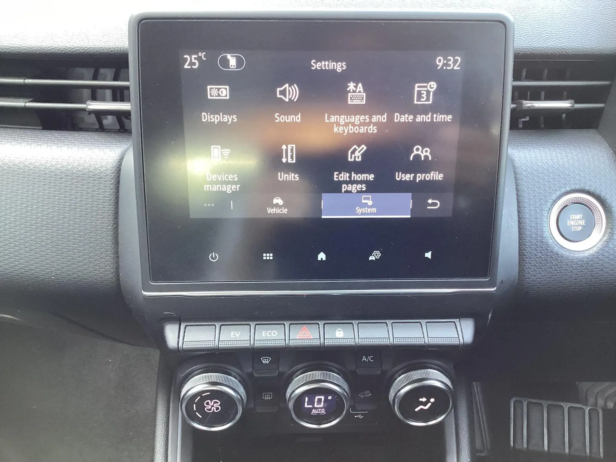Renault Clio E-Tech Image 28