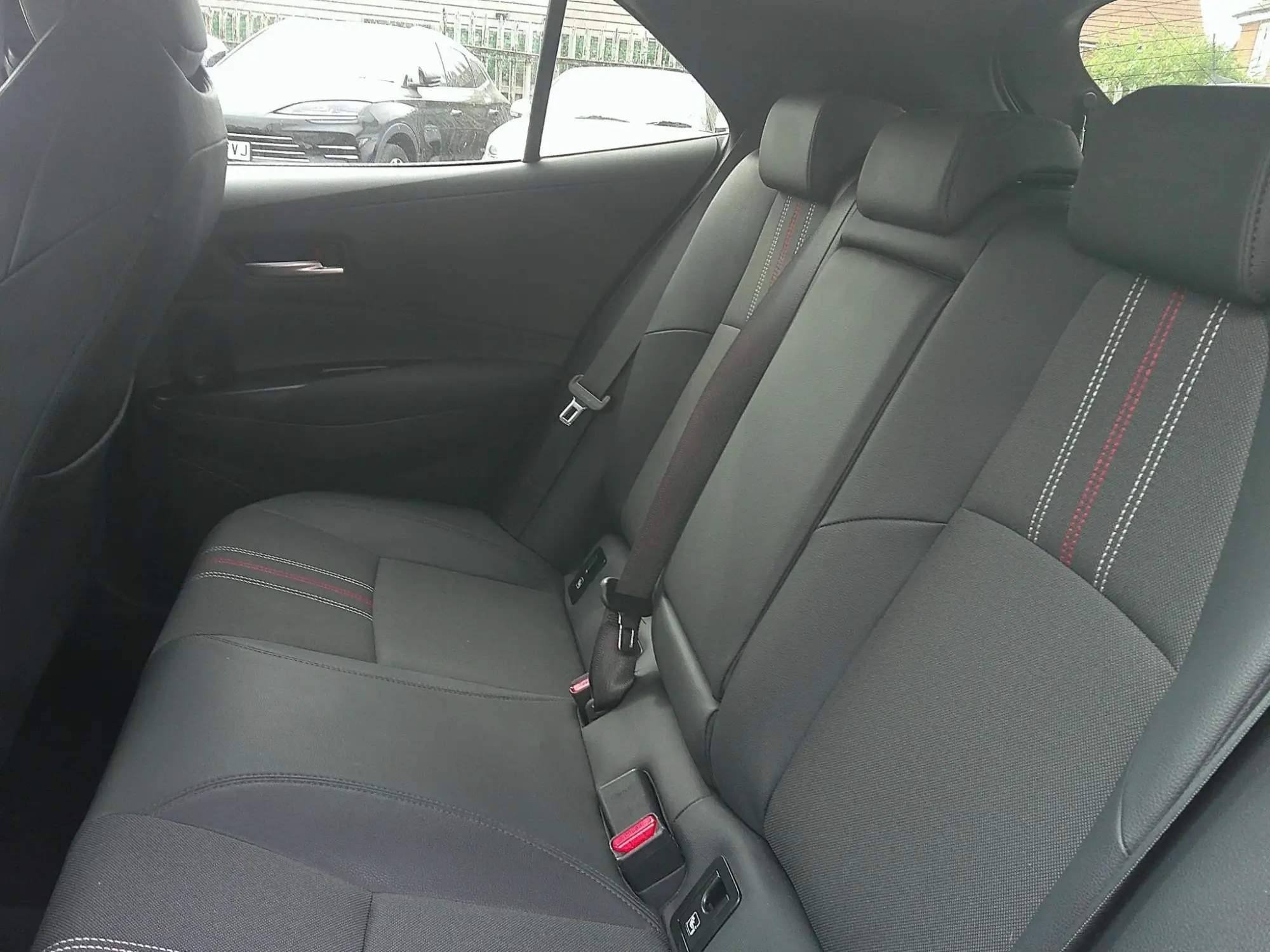 Toyota Corolla Hatchback Image 12