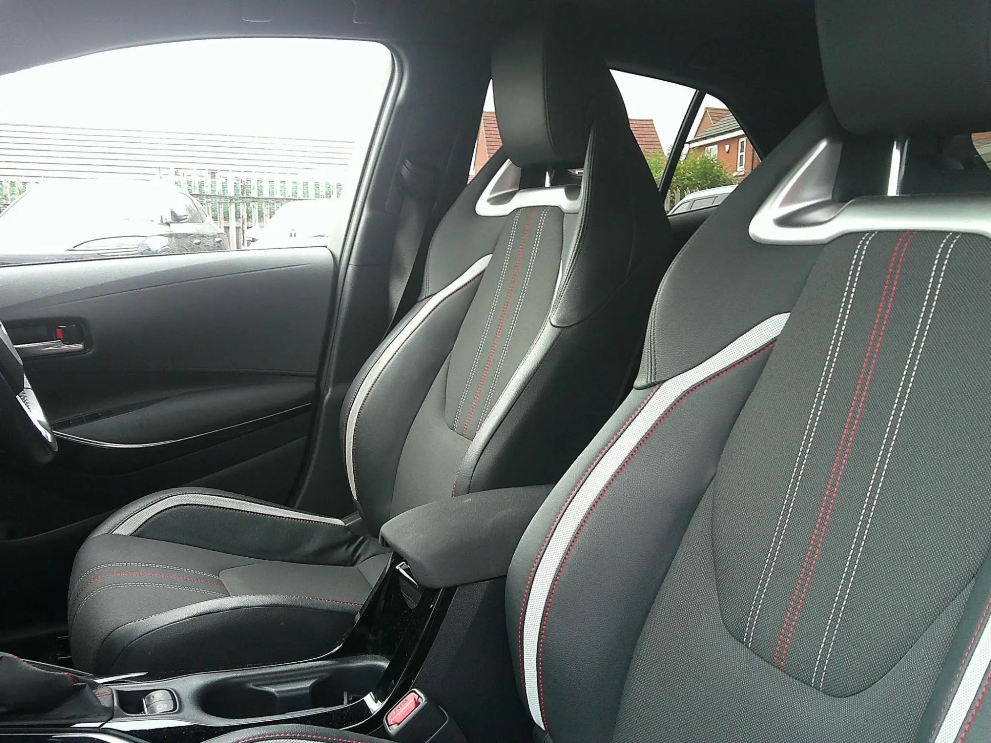 Toyota Corolla Hatchback Image 28