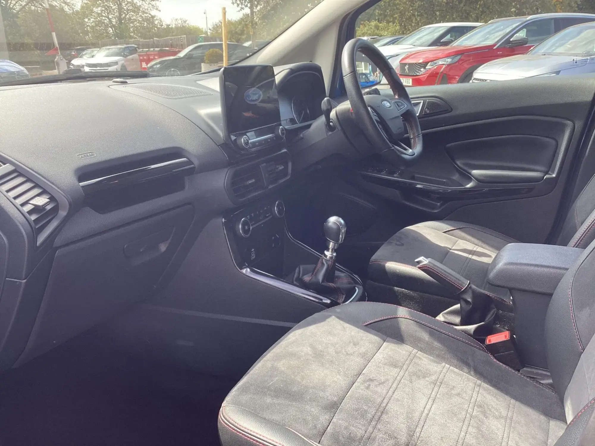 Ford EcoSport Image 11