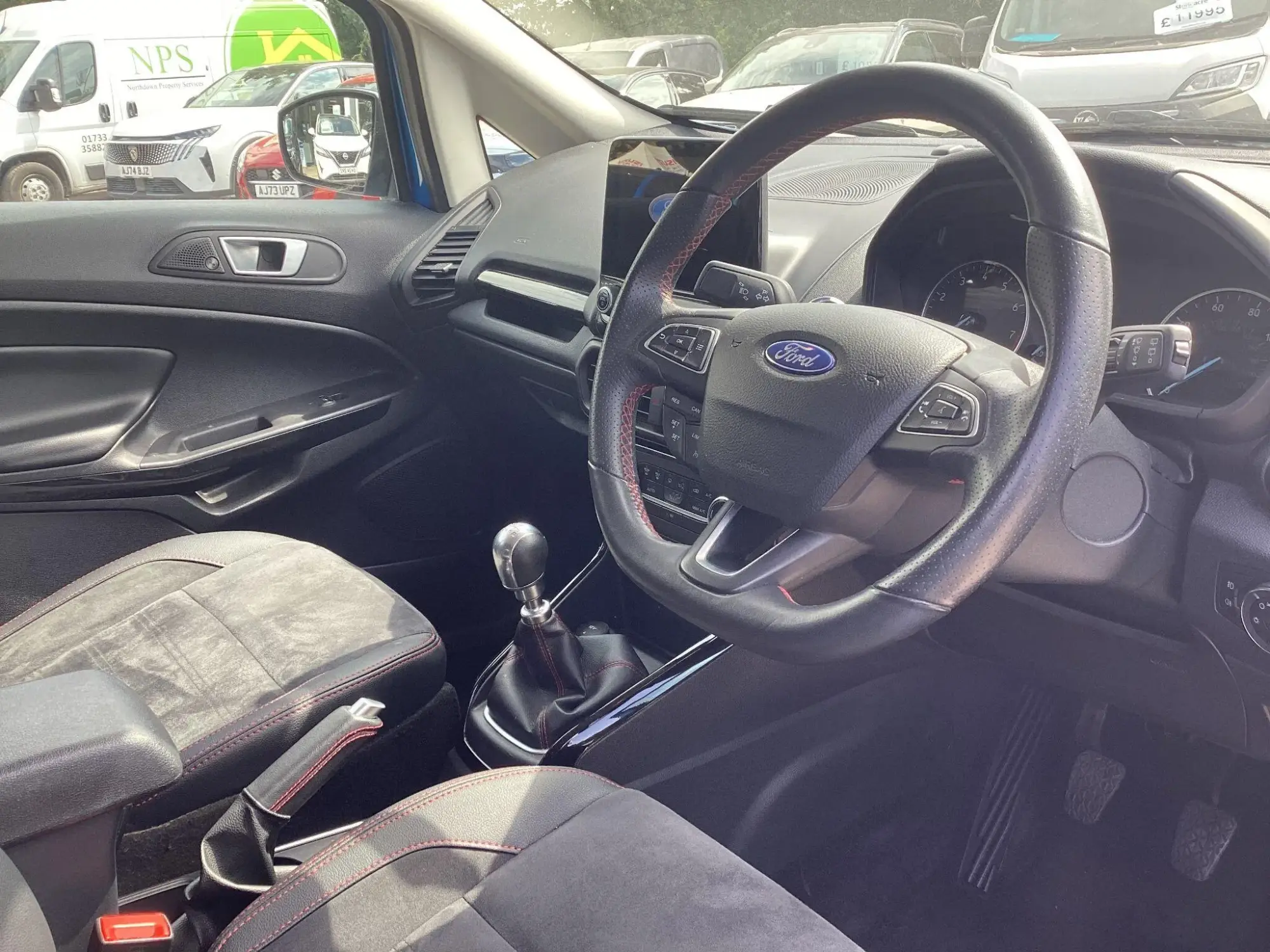 Ford EcoSport Image 12