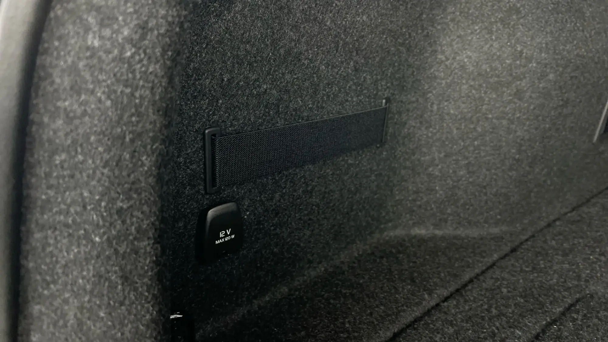 Polestar 2 Image 30 Polestar 2 Image 30