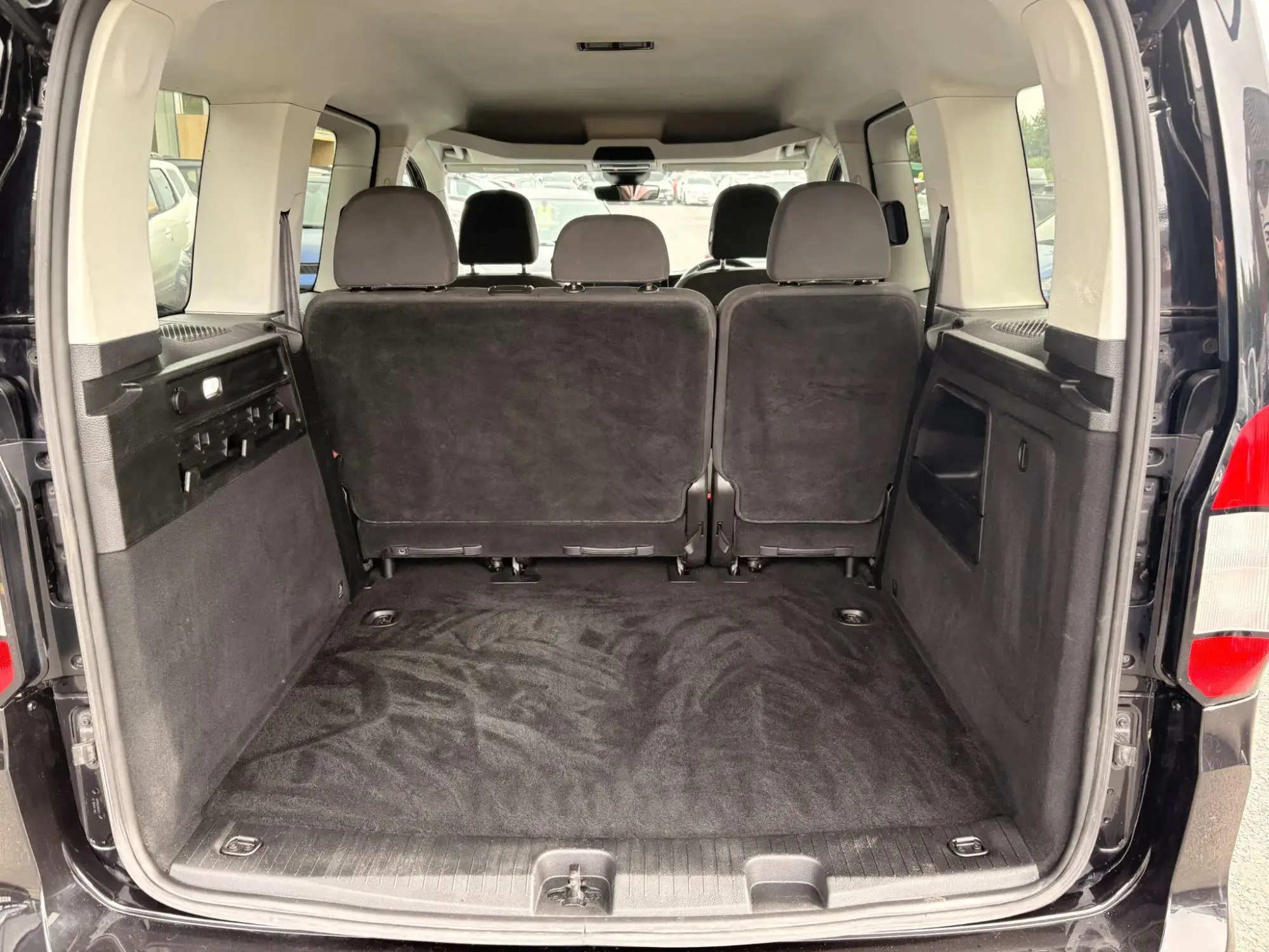 Ford Tourneo Connect Image 37 Ford Tourneo Connect Image 37
