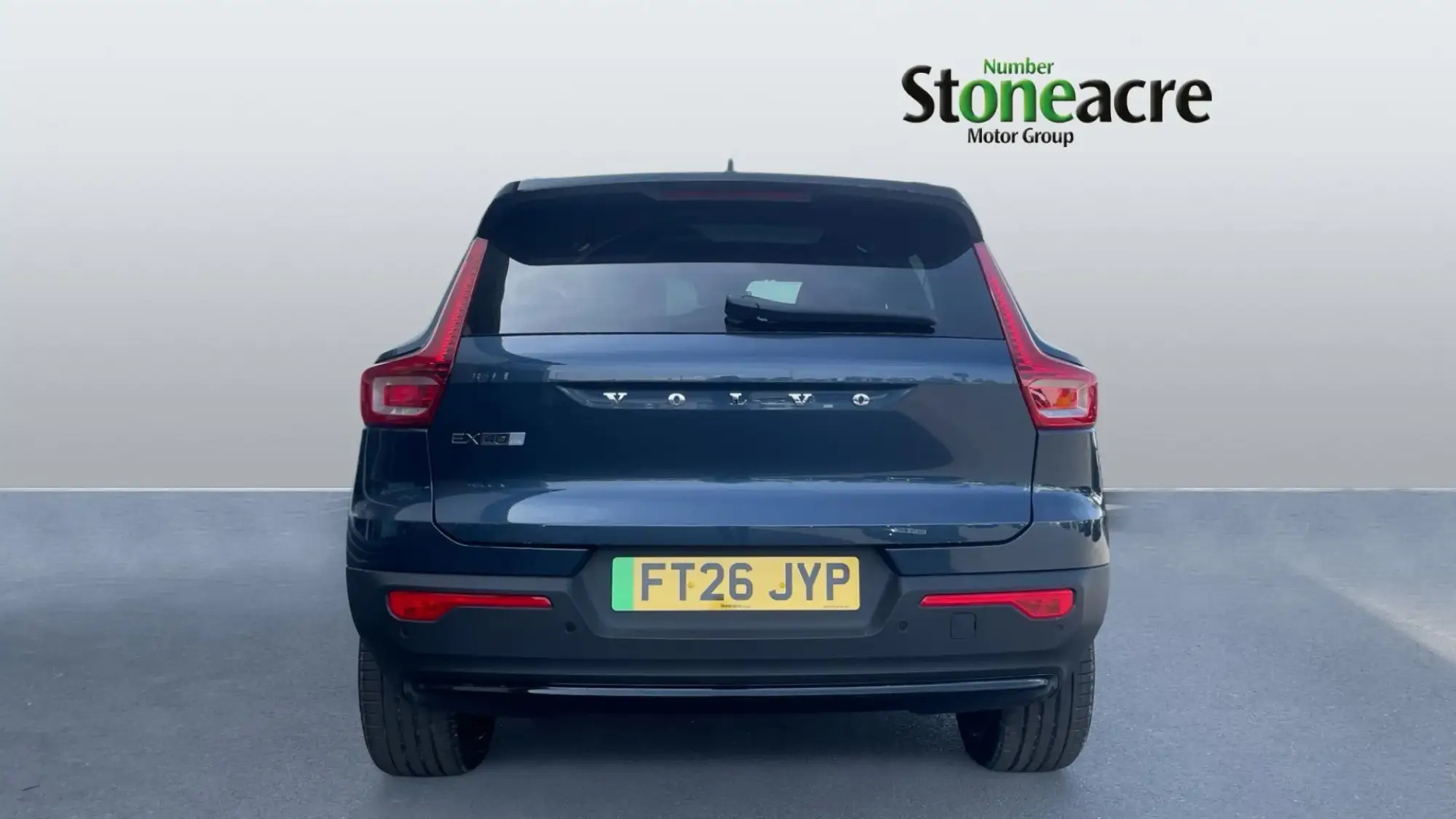 Volvo EX40 Image 7