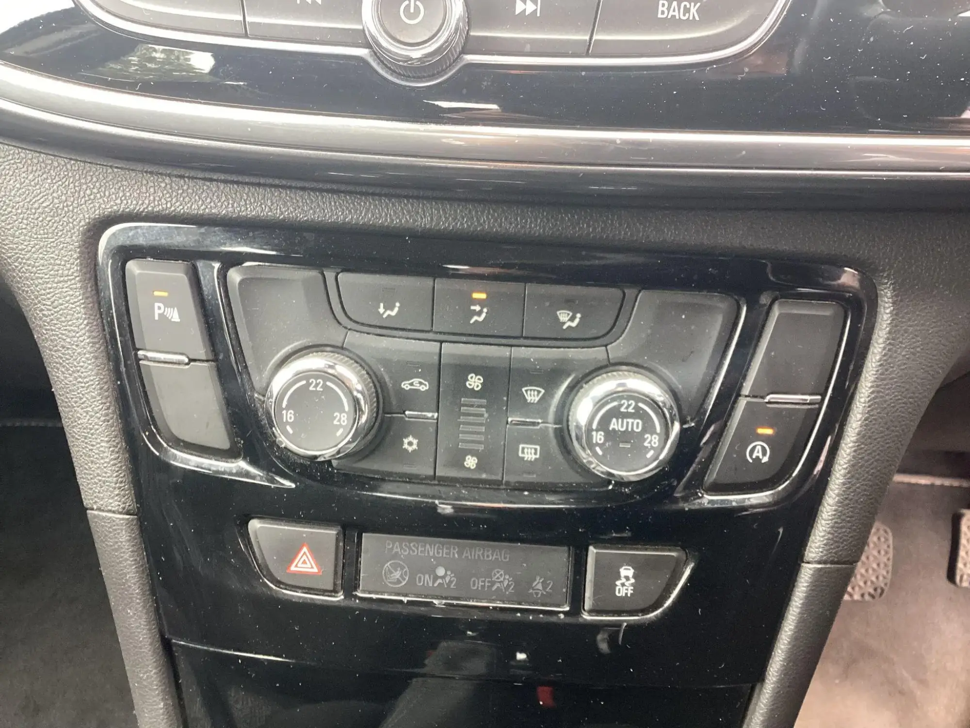 Vauxhall Mokka X Image 20 Vauxhall Mokka X Image 20