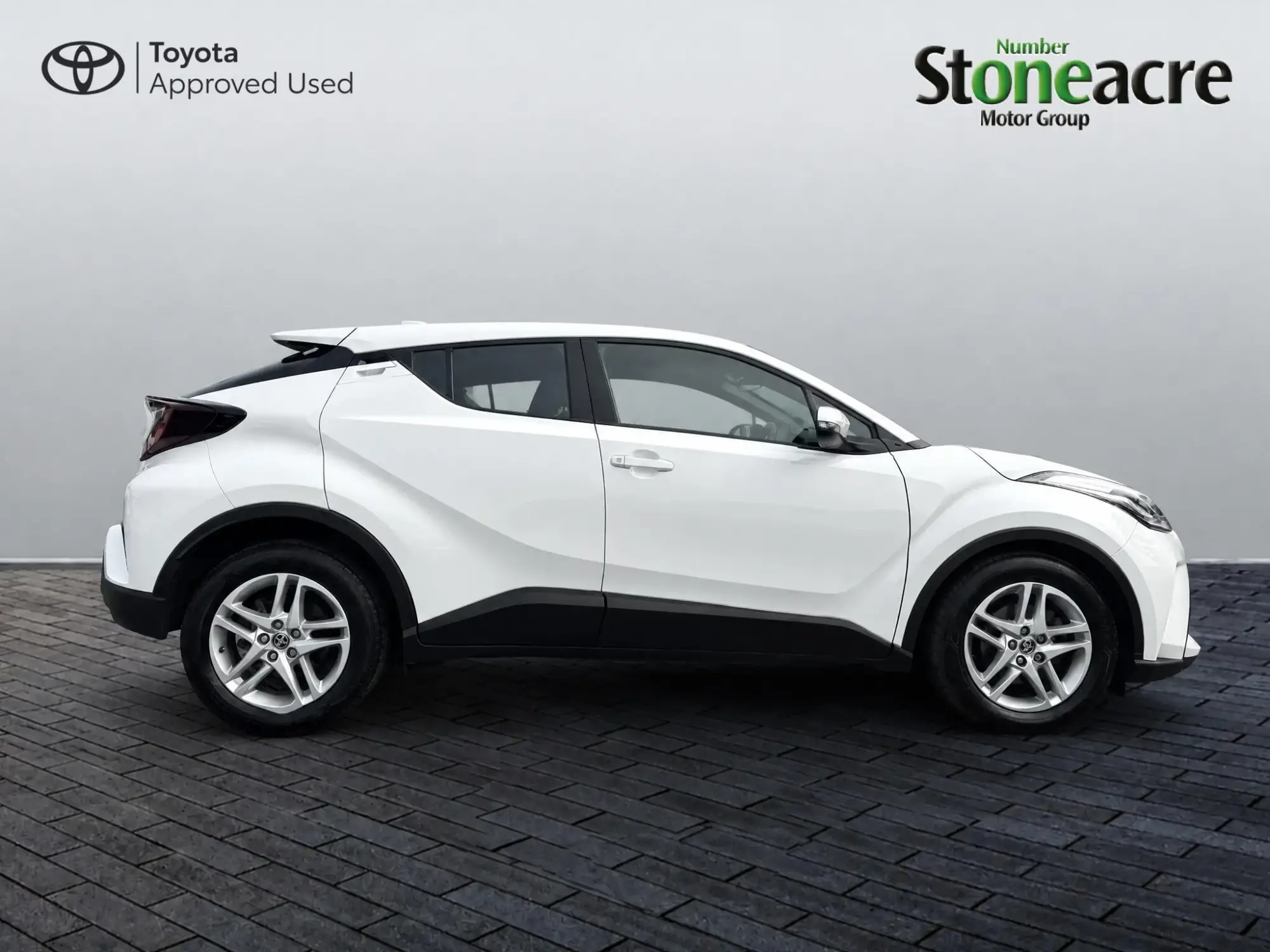 Toyota C-HR Self-Charging Hybrid Image 2 Toyota C-HR Self-Charging Hybrid Image 2