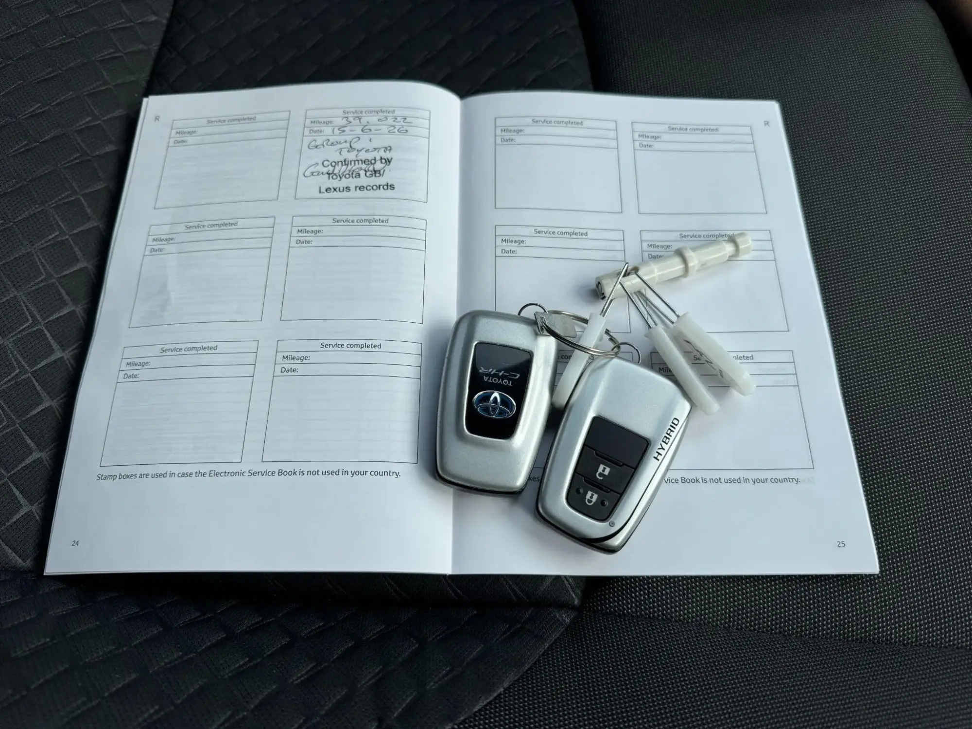 Toyota C-HR Self-Charging Hybrid Image 19 Toyota C-HR Self-Charging Hybrid Image 19