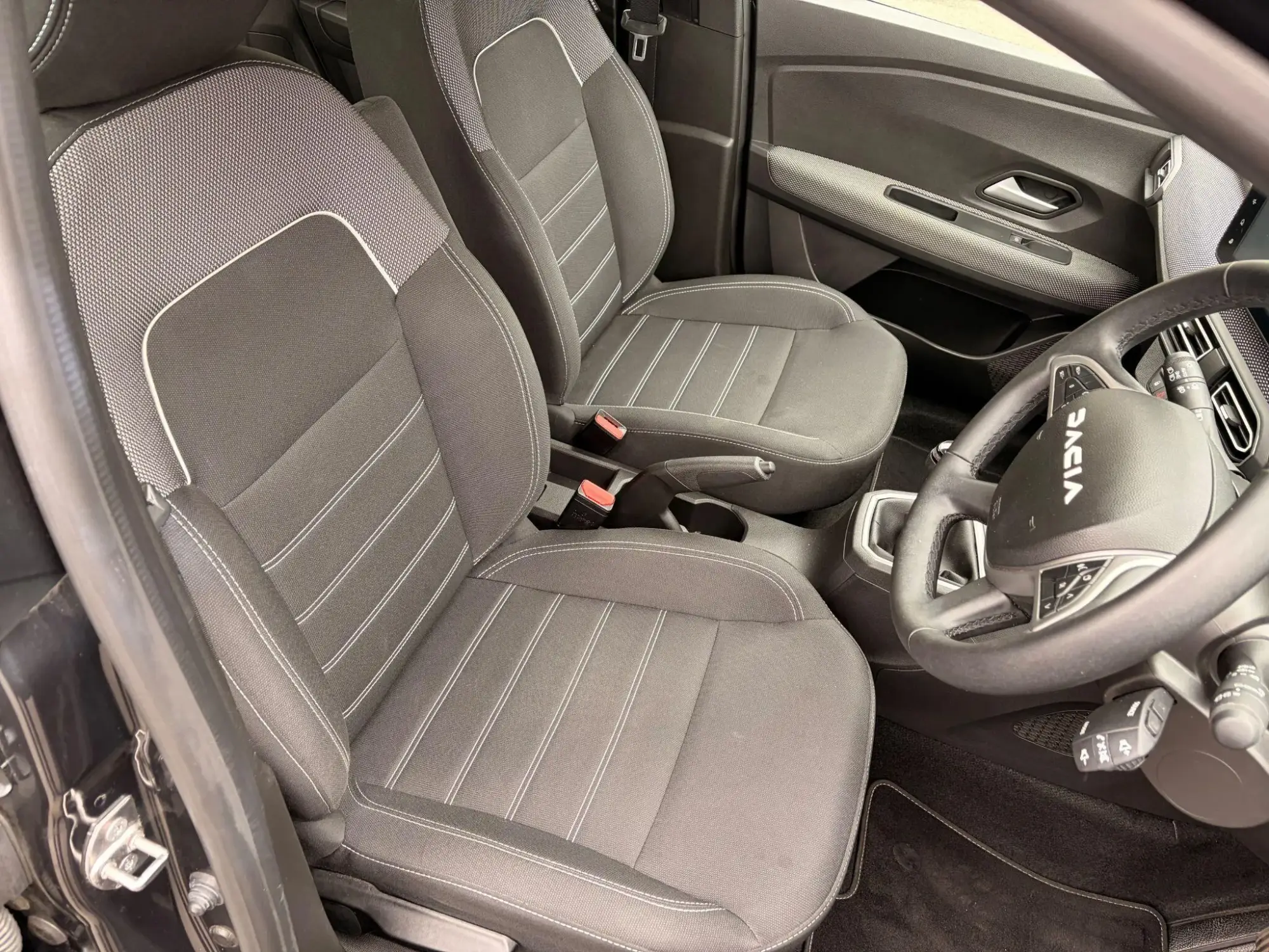 Dacia Sandero Image 10