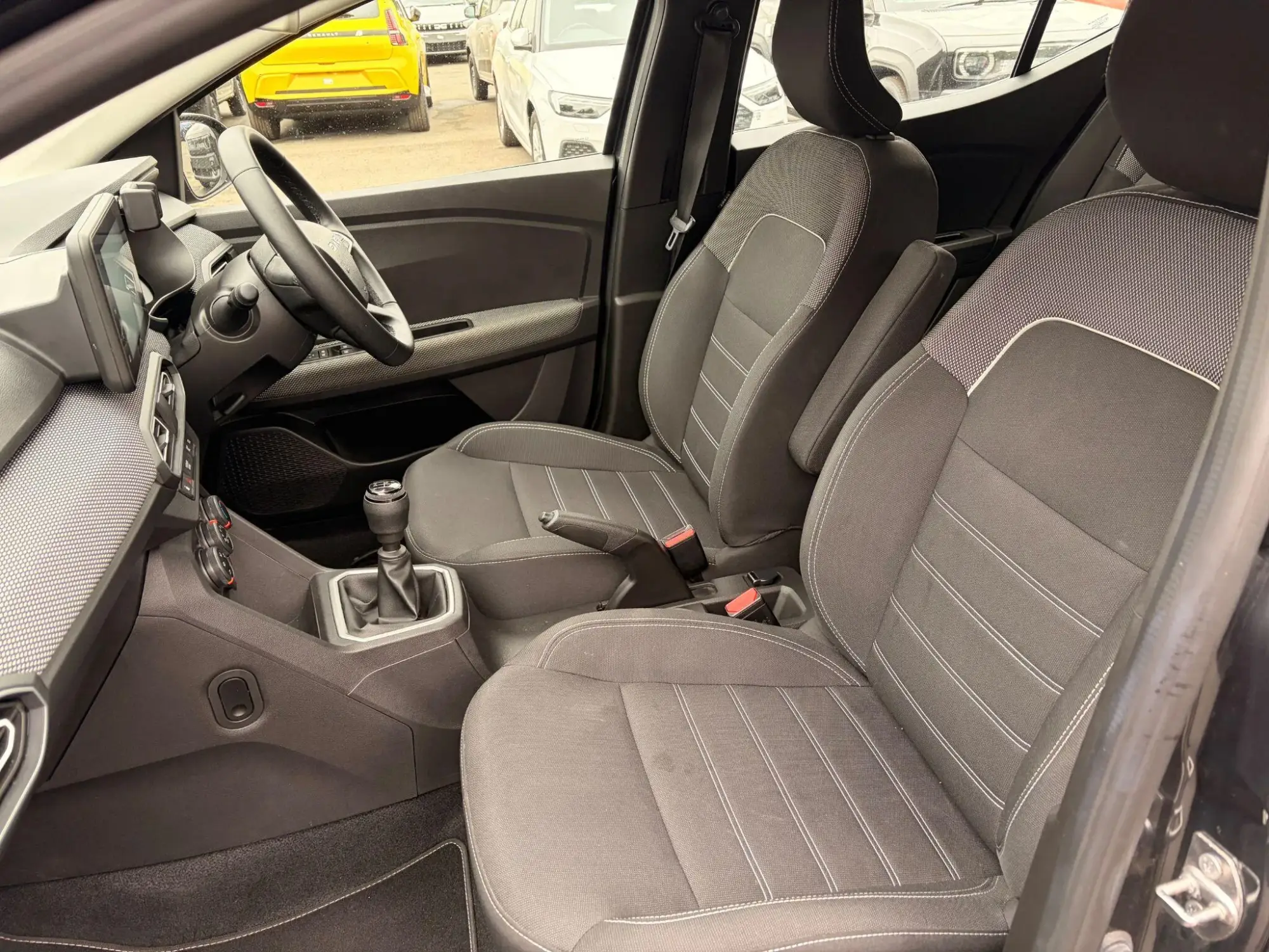Dacia Sandero Image 13