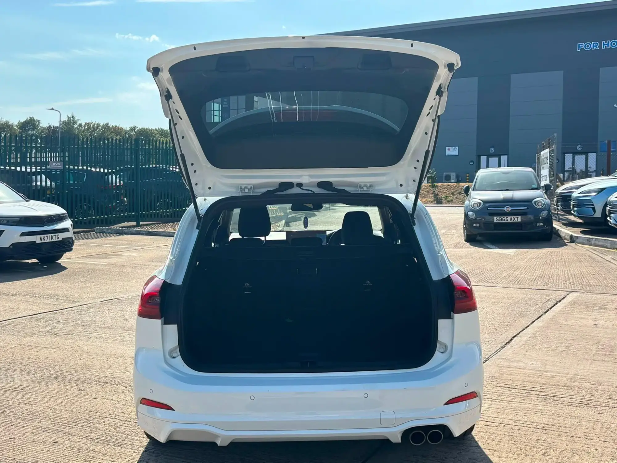 Ford Focus Image 10 Ford Focus Image 10
