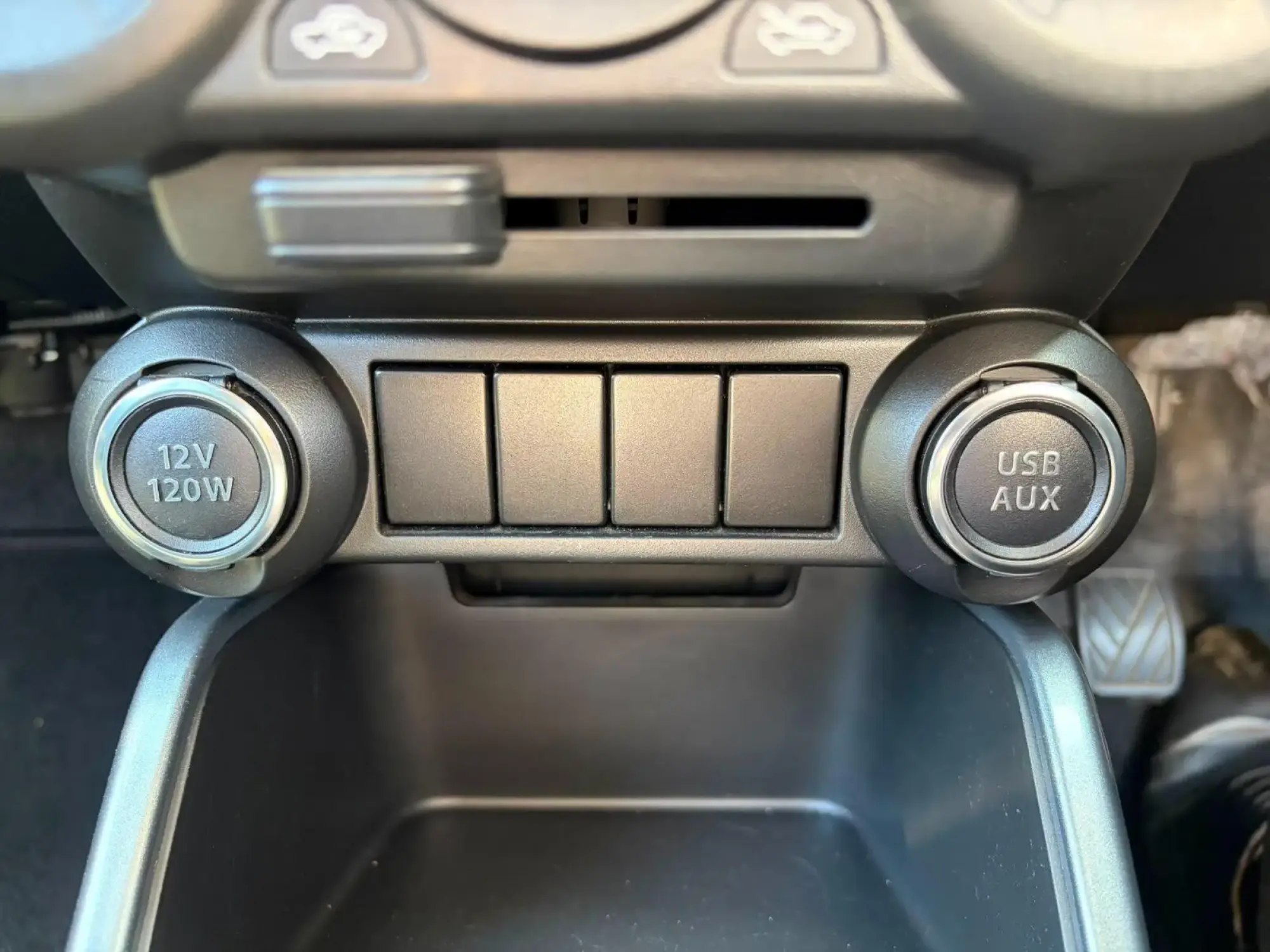 Suzuki Ignis Image 11 Suzuki Ignis Image 11