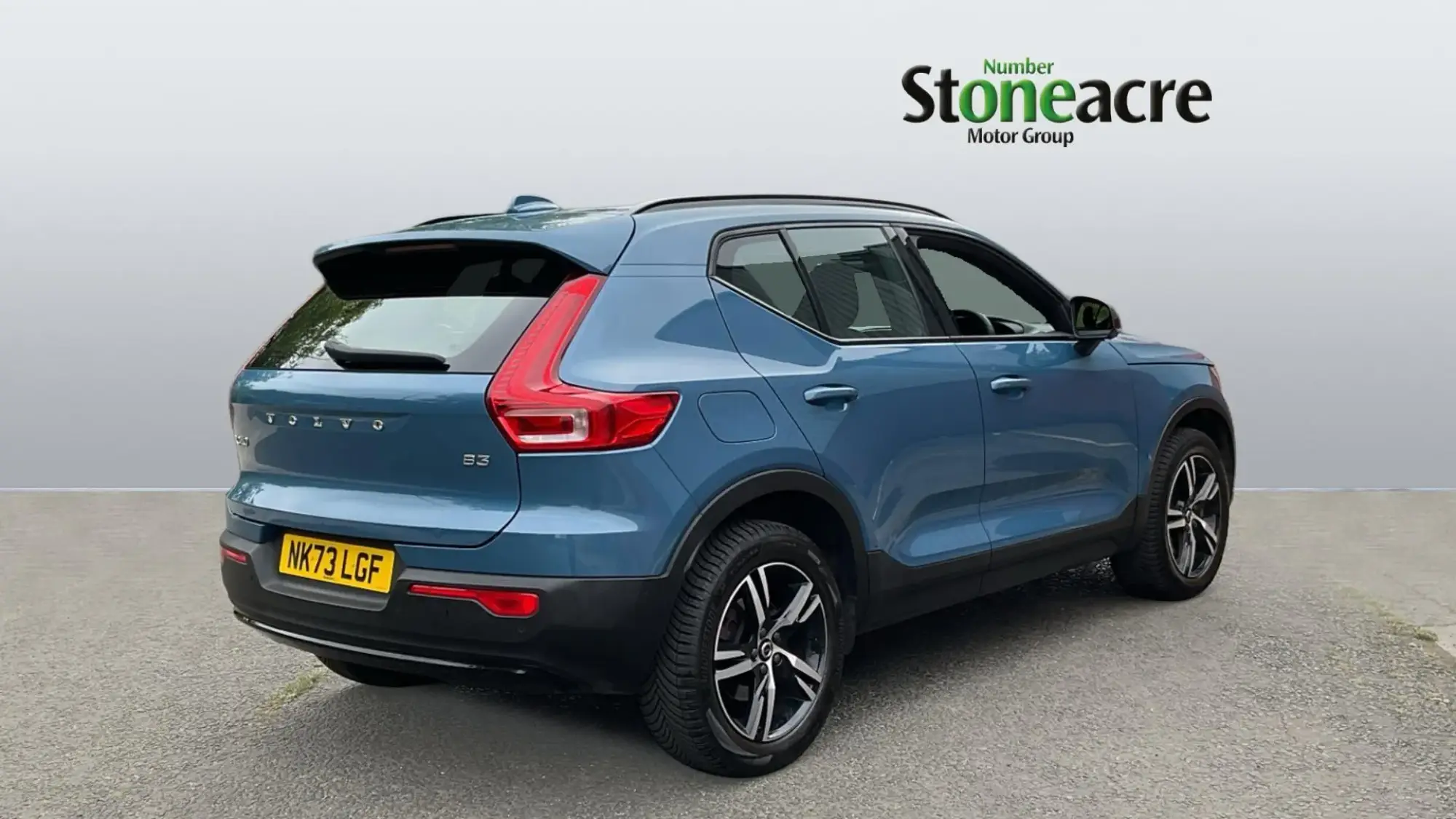 Volvo XC40 Image 2