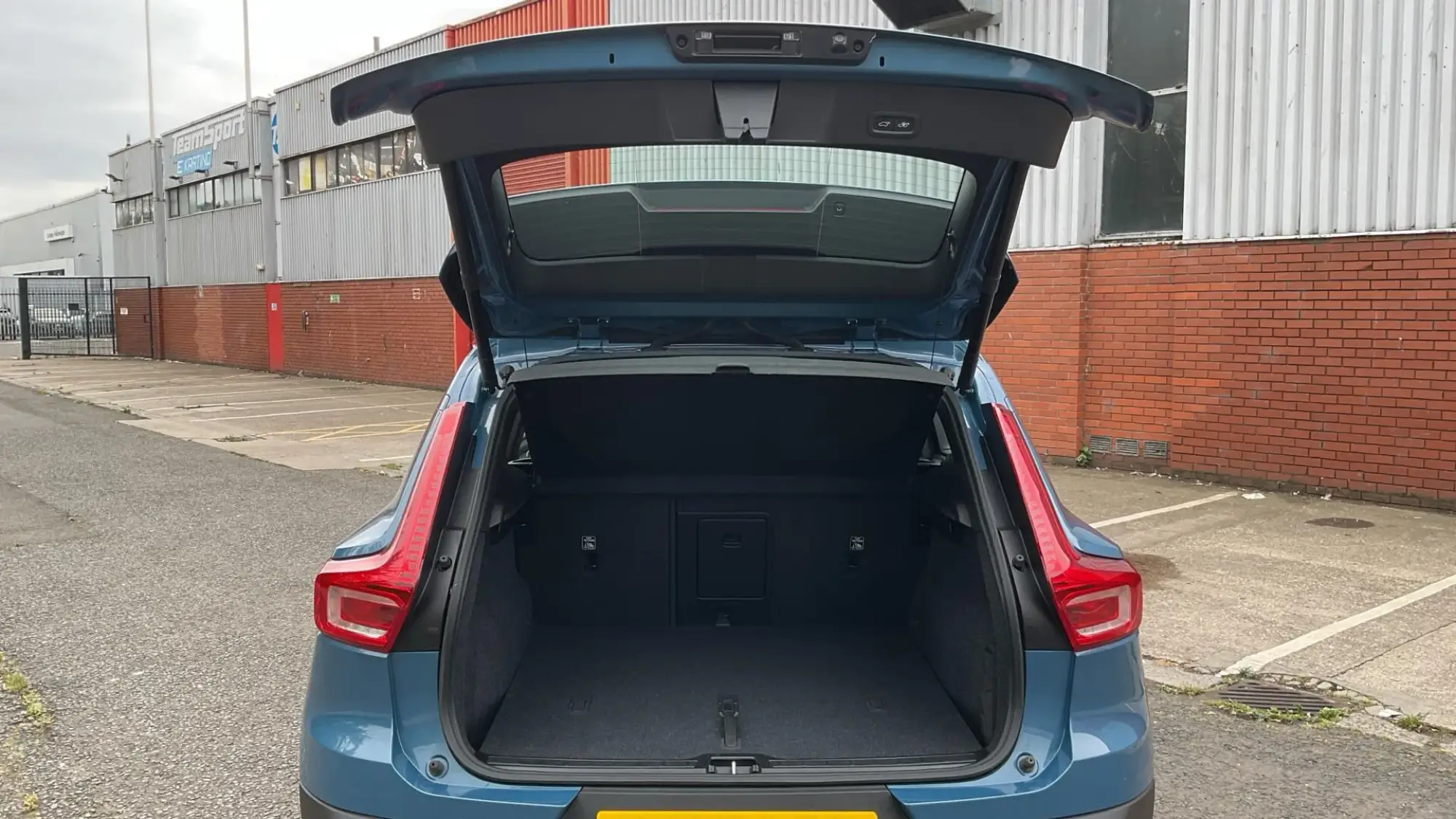 Volvo XC40 Image 13