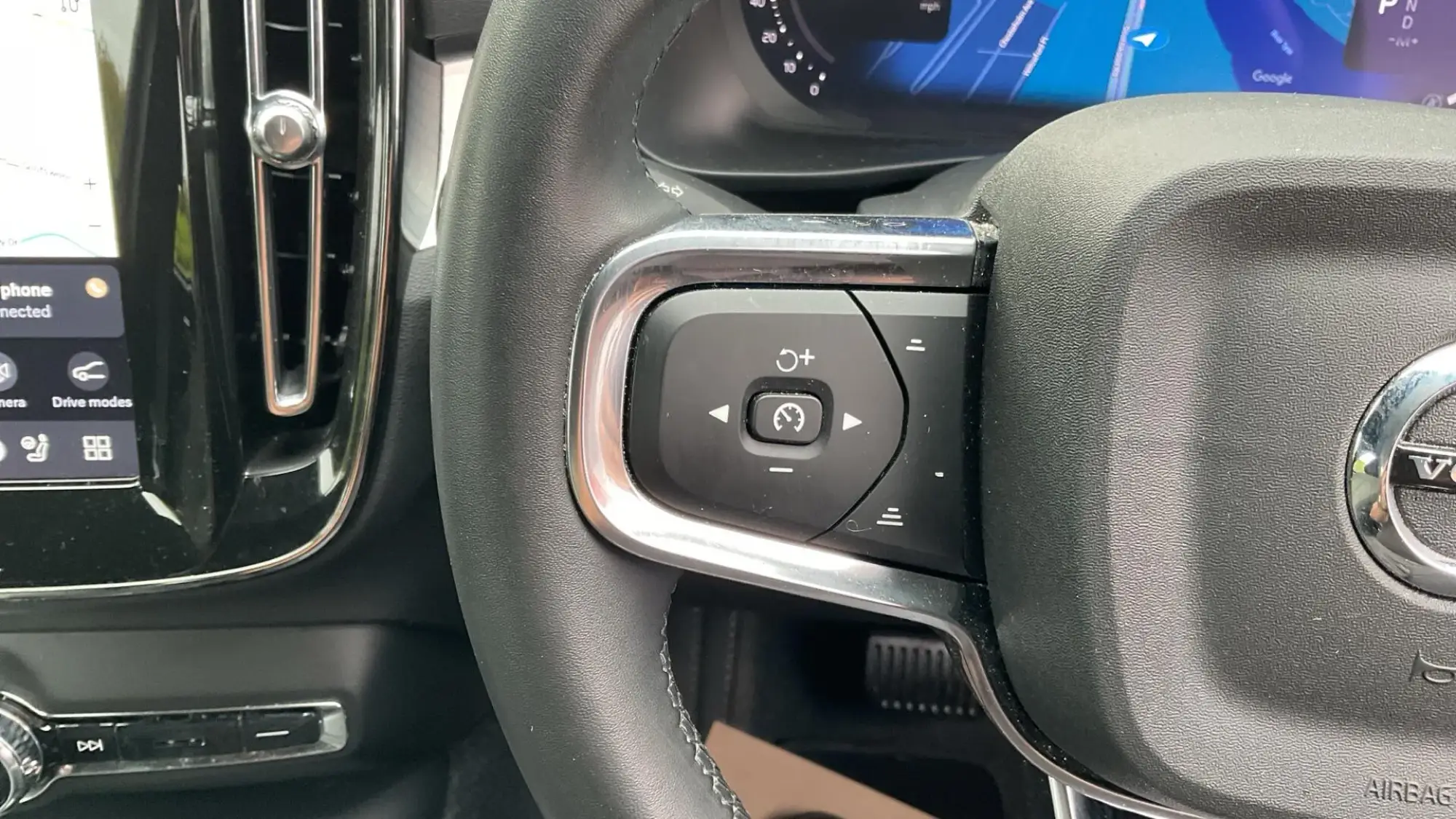 Volvo XC40 Image 21