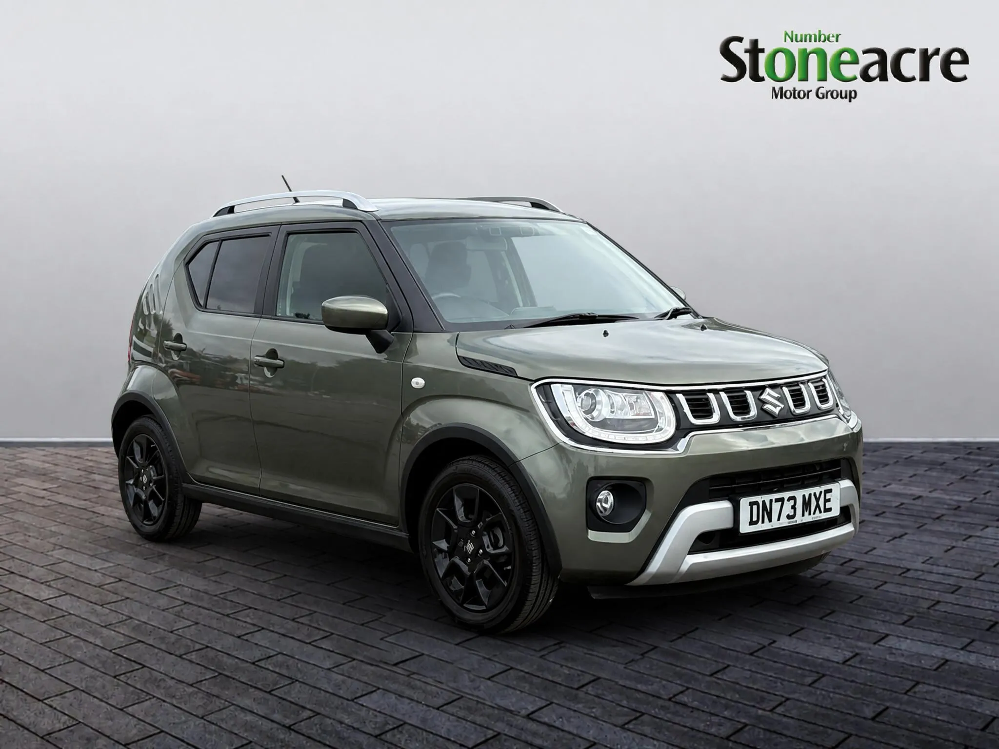 Suzuki Ignis listing photo