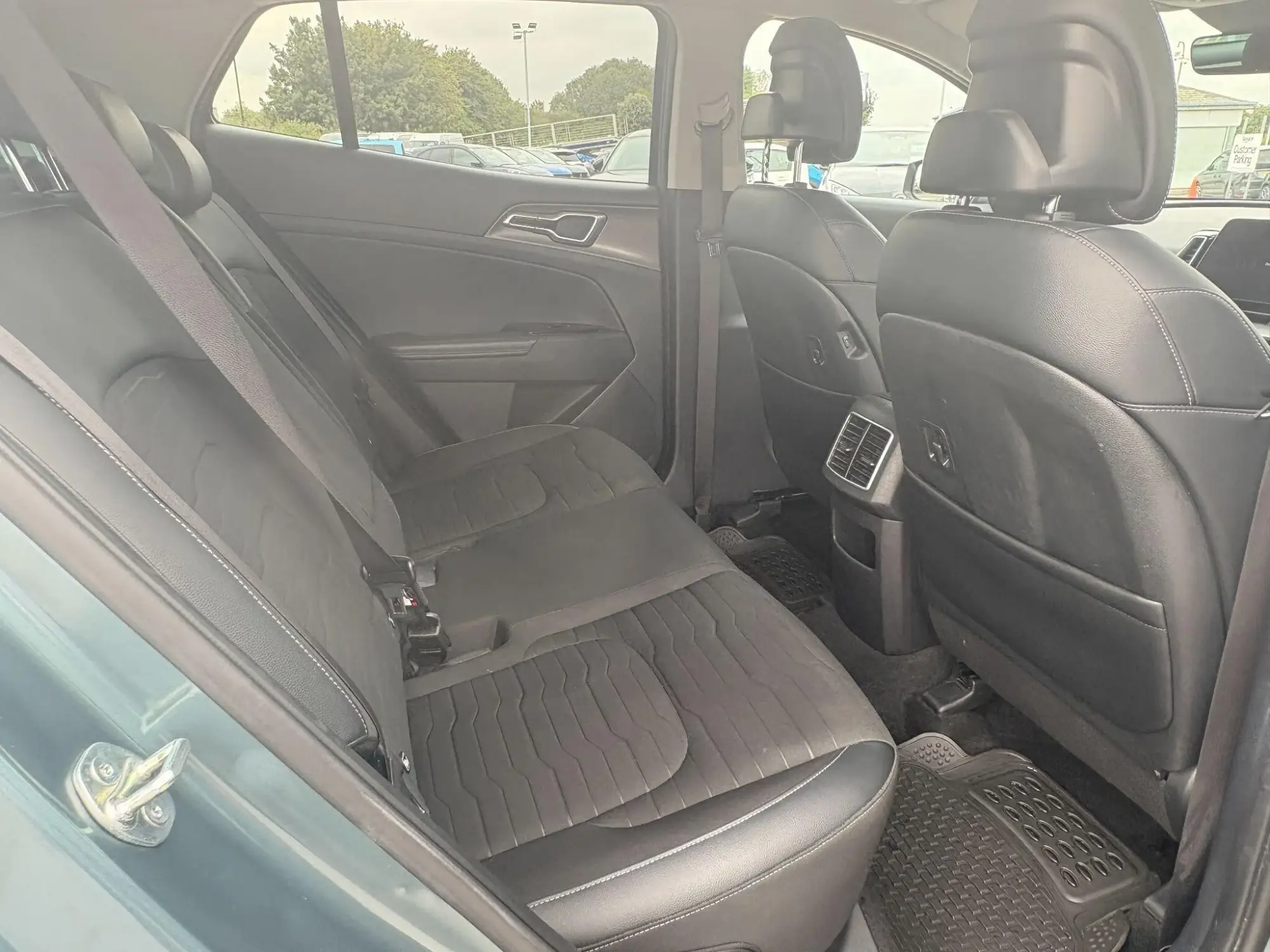 Kia Sportage Image 10