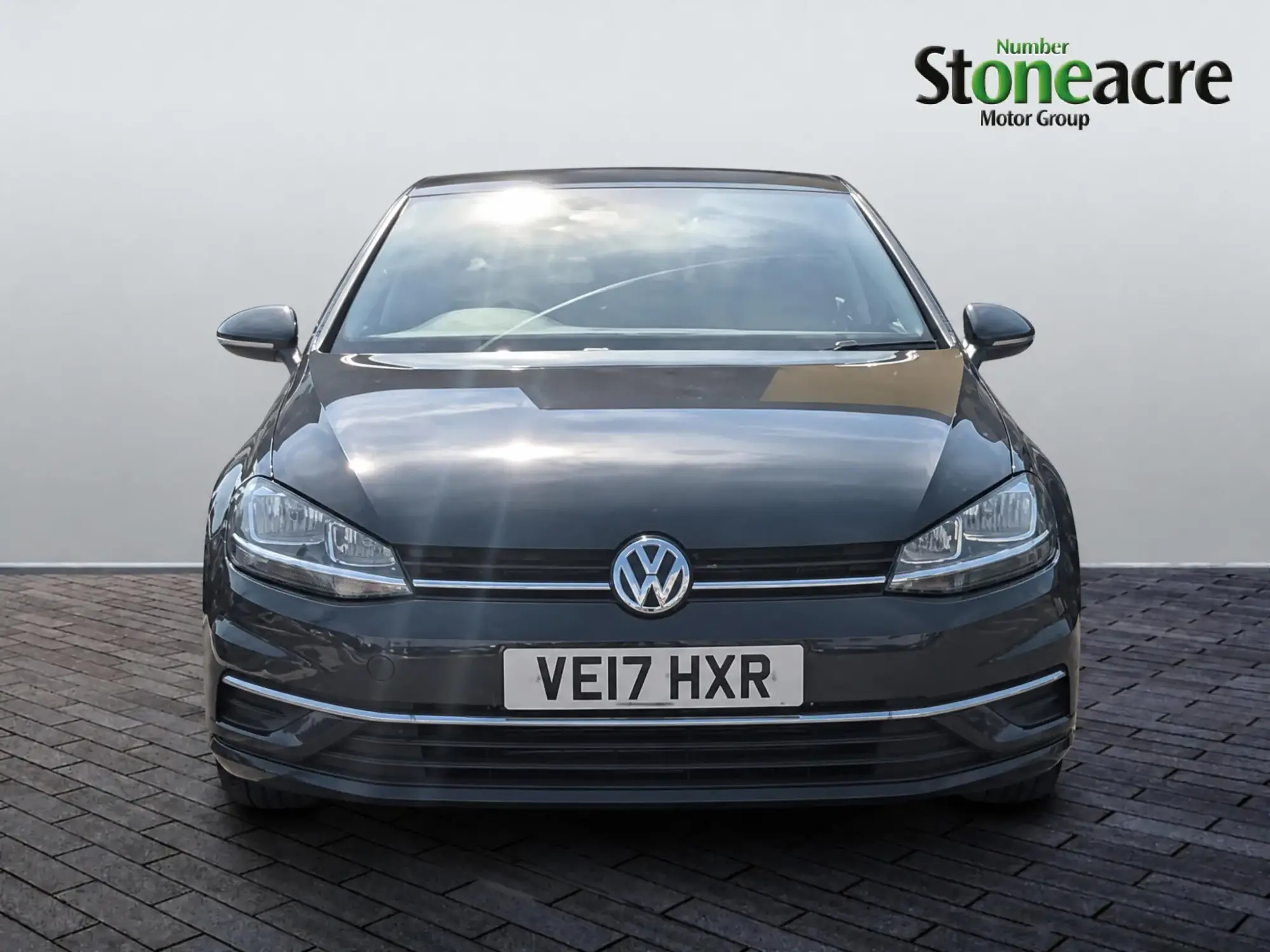 Volkswagen Golf Image 2
