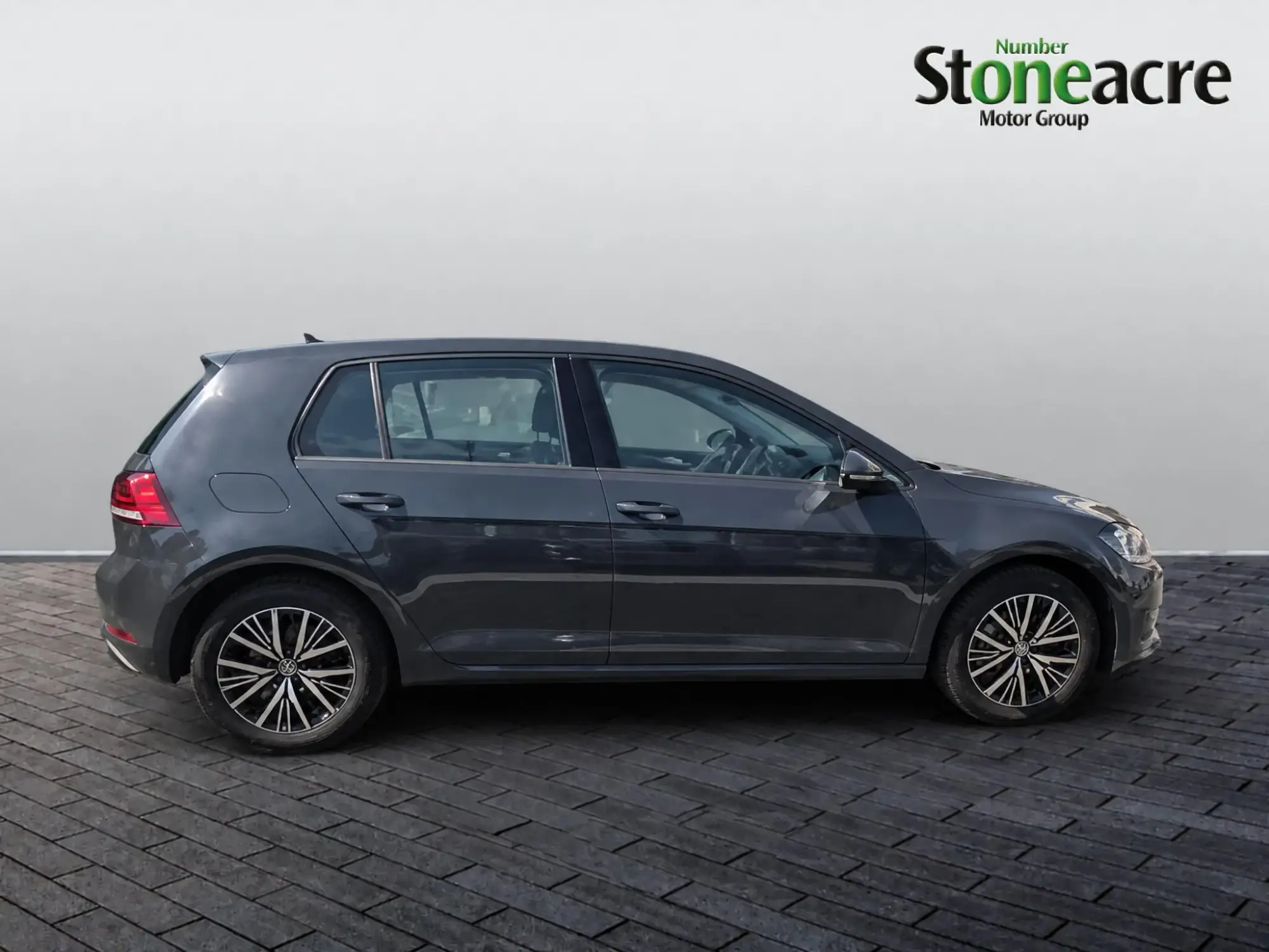 Volkswagen Golf Image 7