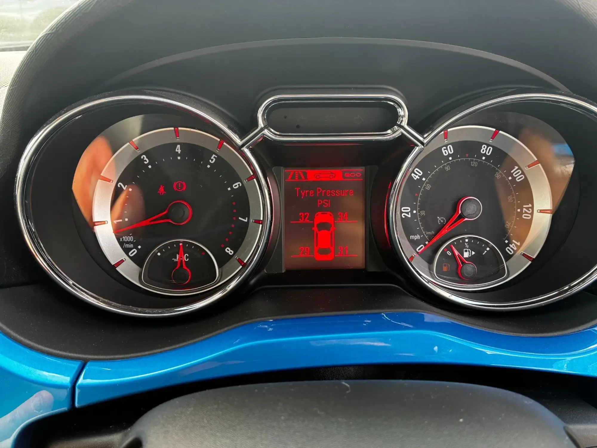 Vauxhall Adam Image 15