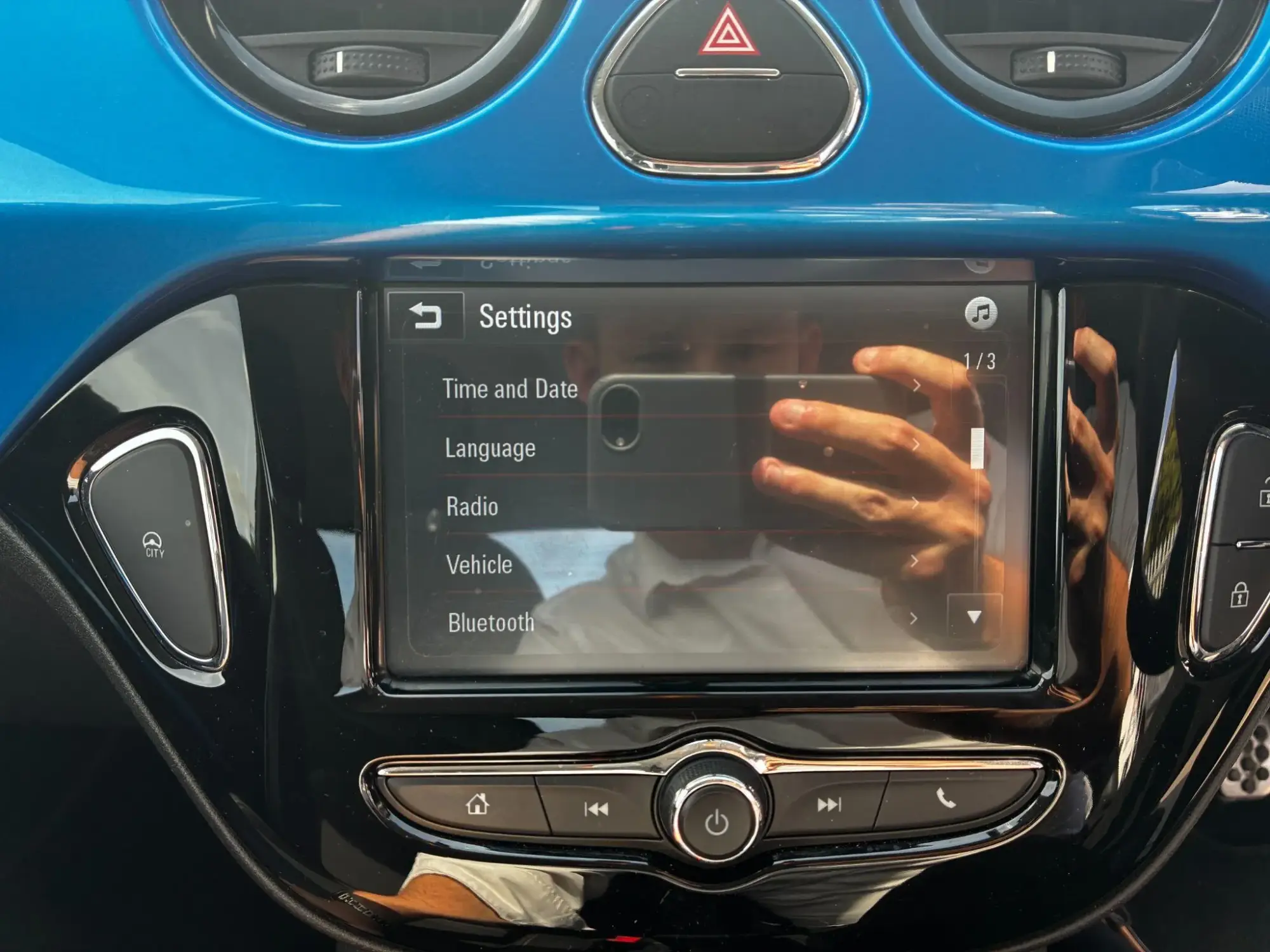 Vauxhall Adam Image 19