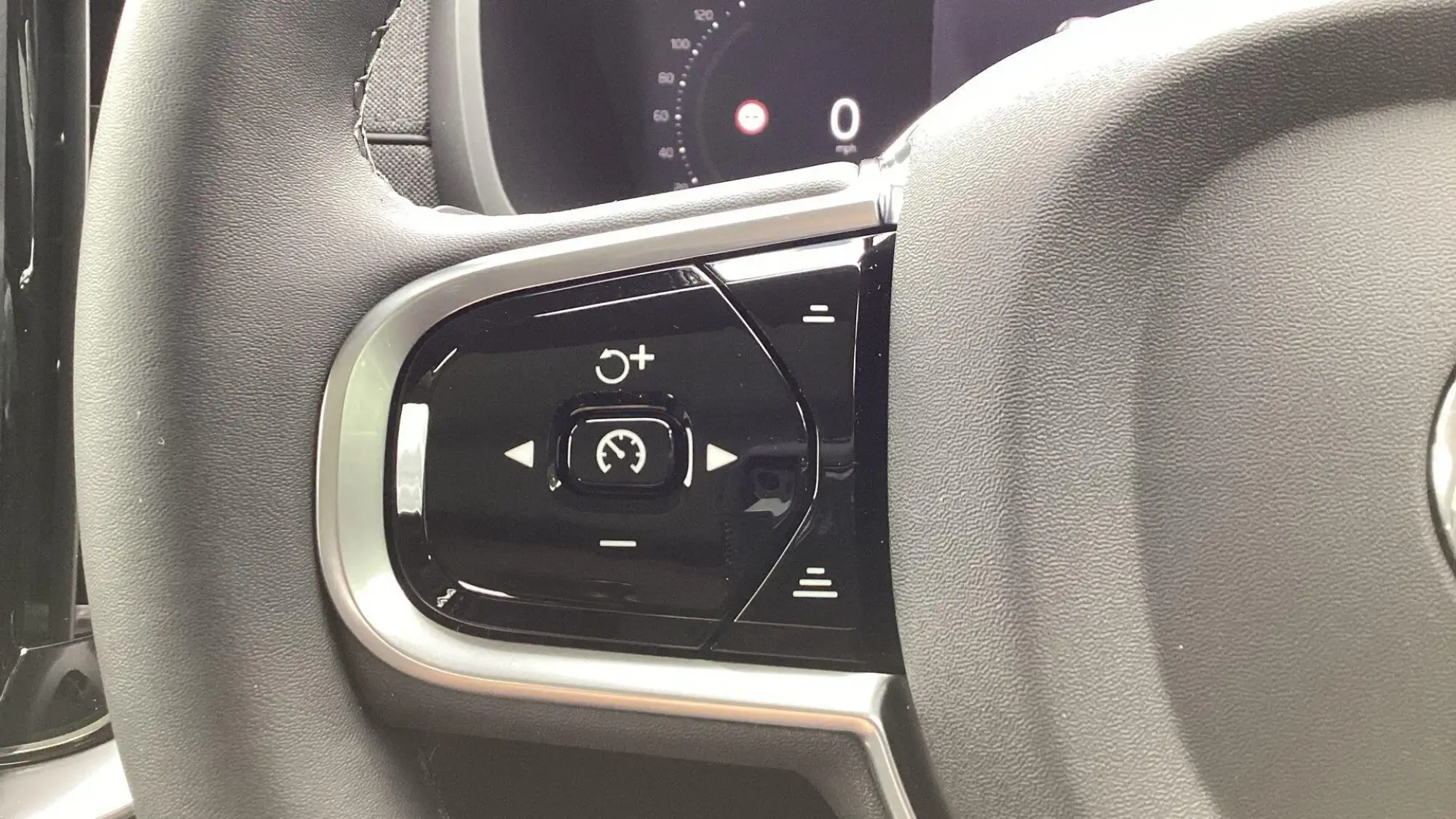 Volvo XC90 Image 13