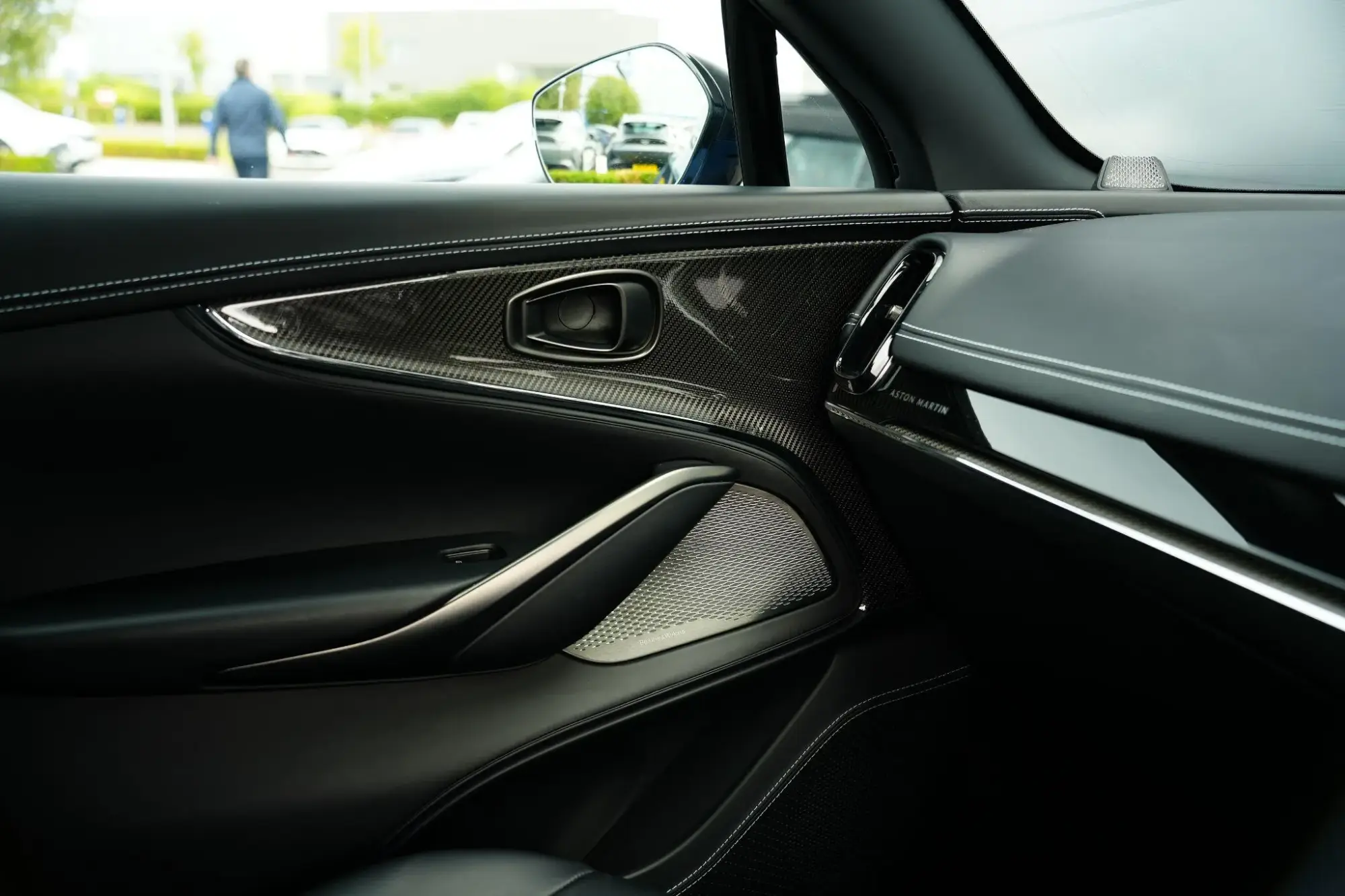 Aston Martin DBX Image 20 Aston Martin DBX Image 20