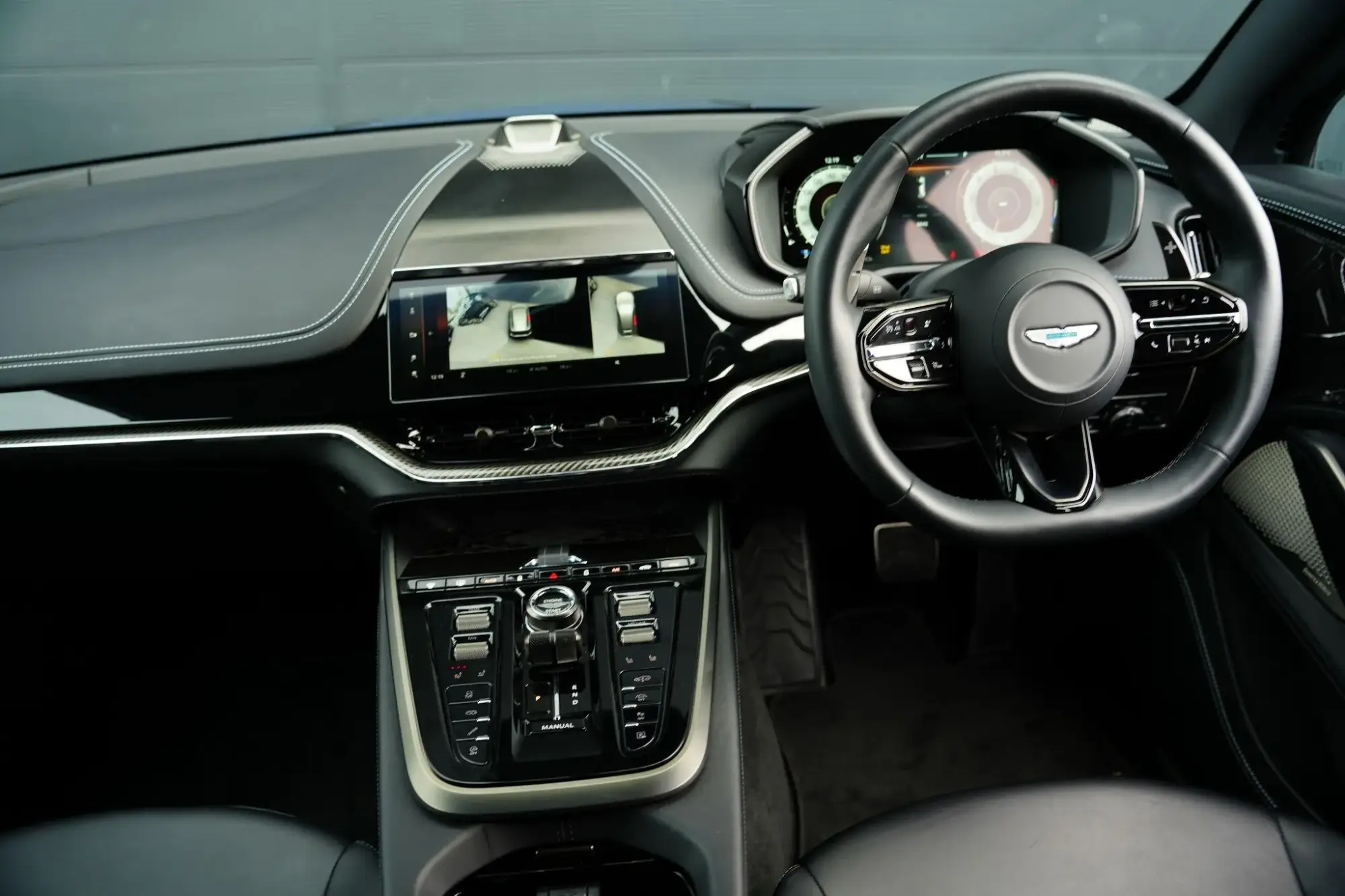 Aston Martin DBX Image 22 Aston Martin DBX Image 22