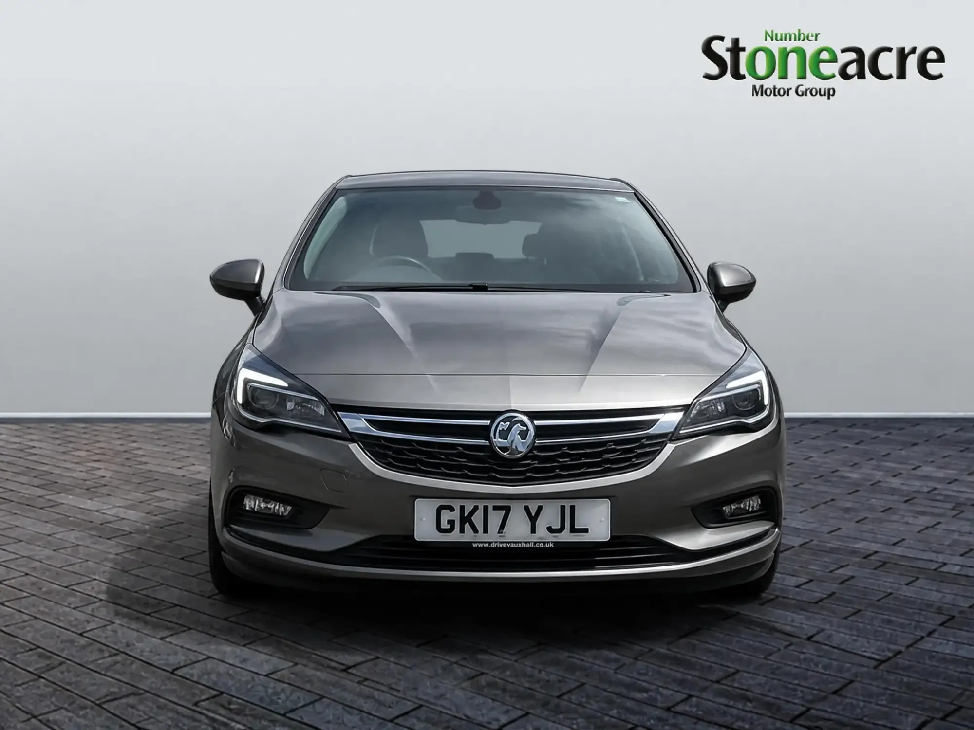 Vauxhall Astra 1.6i Turbo SRi Nav Euro 6 (s/s) 5dr DG16CWL Image 2 Vauxhall Astra 1.6i Turbo SRi Nav Euro 6 (s/s) 5dr DG16CWL Image 2