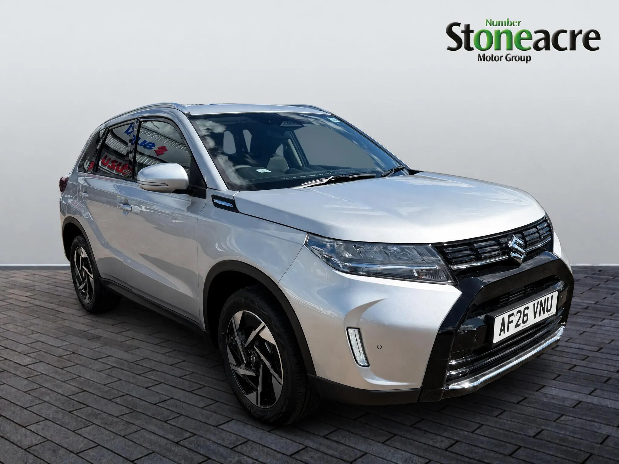 Suzuki Vitara listing photo