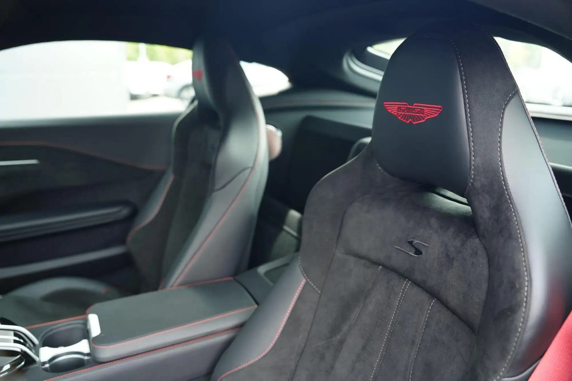 Aston Martin Vantage Image 12 Aston Martin Vantage Image 12