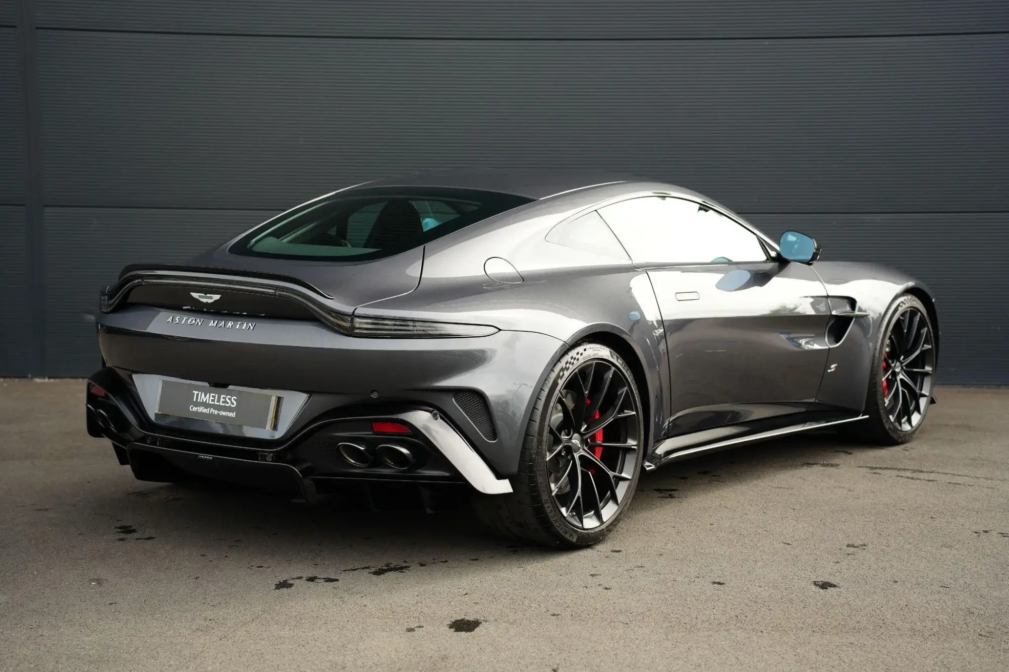 Aston Martin Vantage Image 15 Aston Martin Vantage Image 15