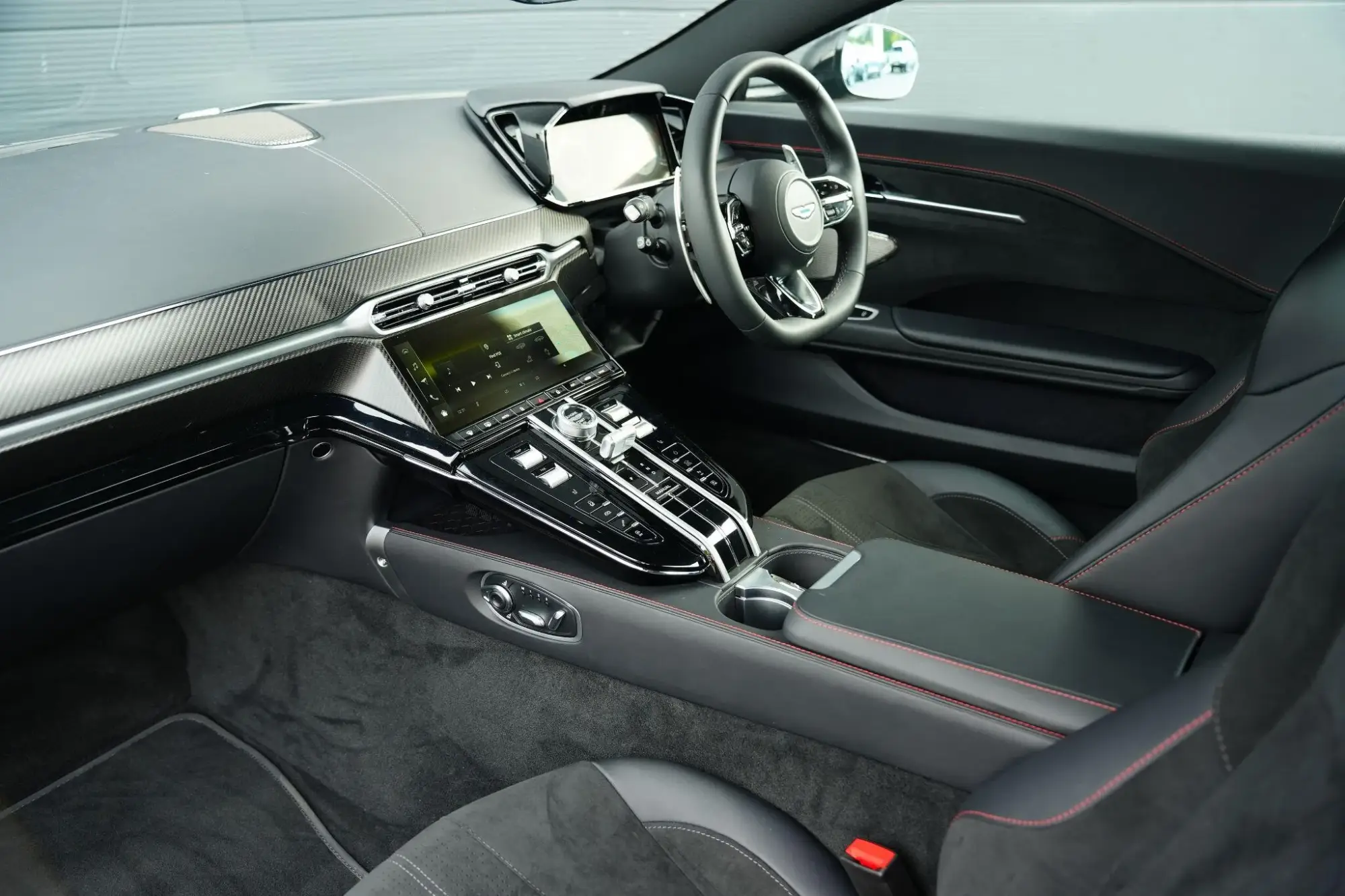 Aston Martin Vantage Image 21 Aston Martin Vantage Image 21