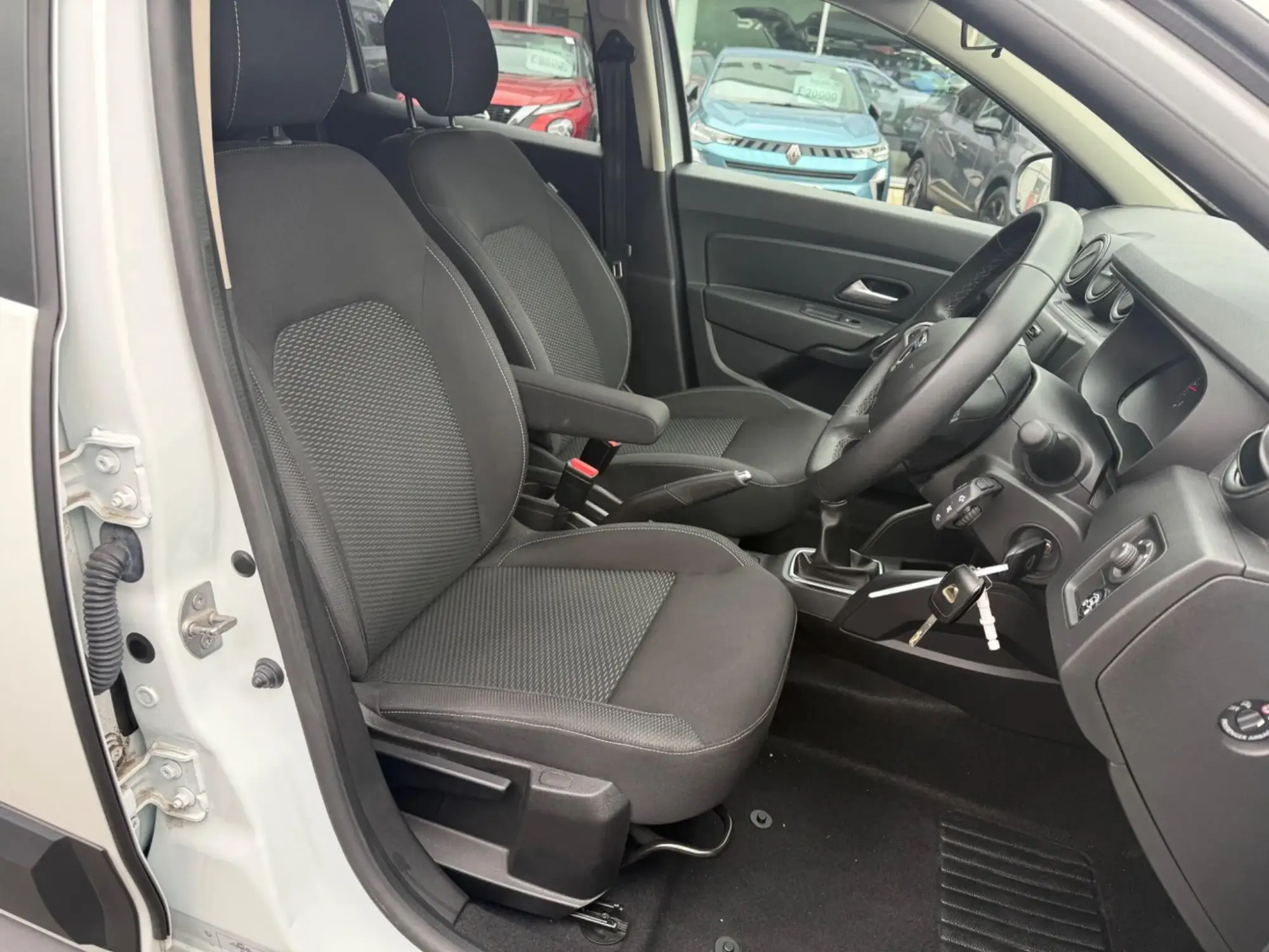 Dacia Duster Image 15 Dacia Duster Image 15