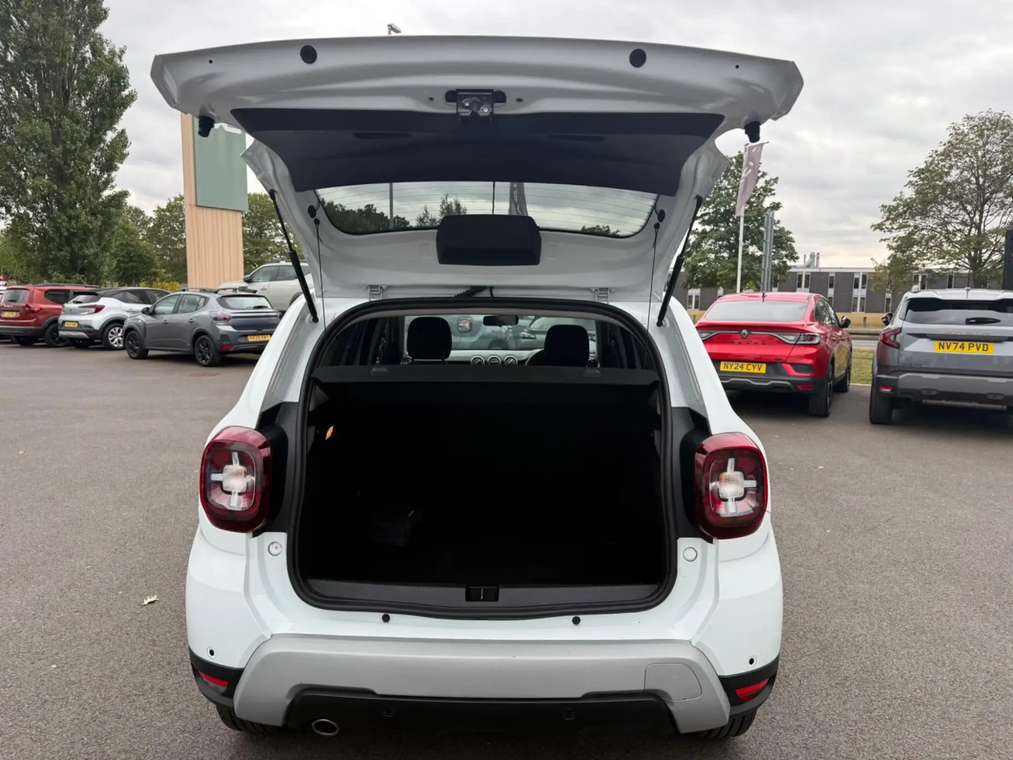 Dacia Duster Image 16 Dacia Duster Image 16