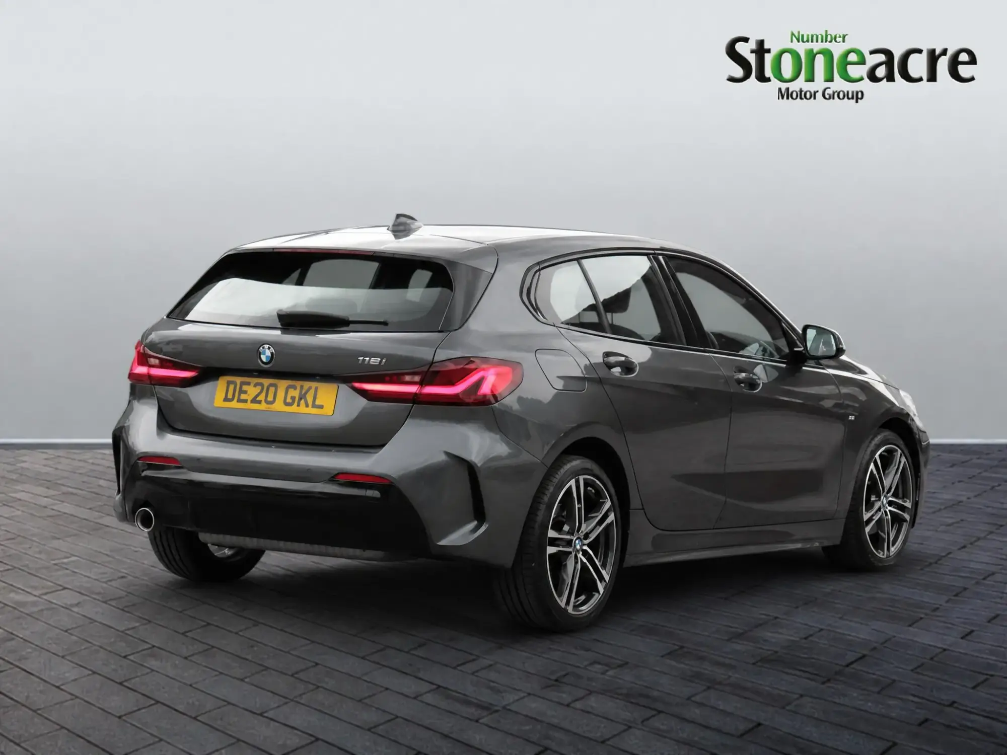 BMW 1 Series 118i M Sport 5dr DE20GKL Image 3 BMW 1 Series 118i M Sport 5dr DE20GKL Image 3