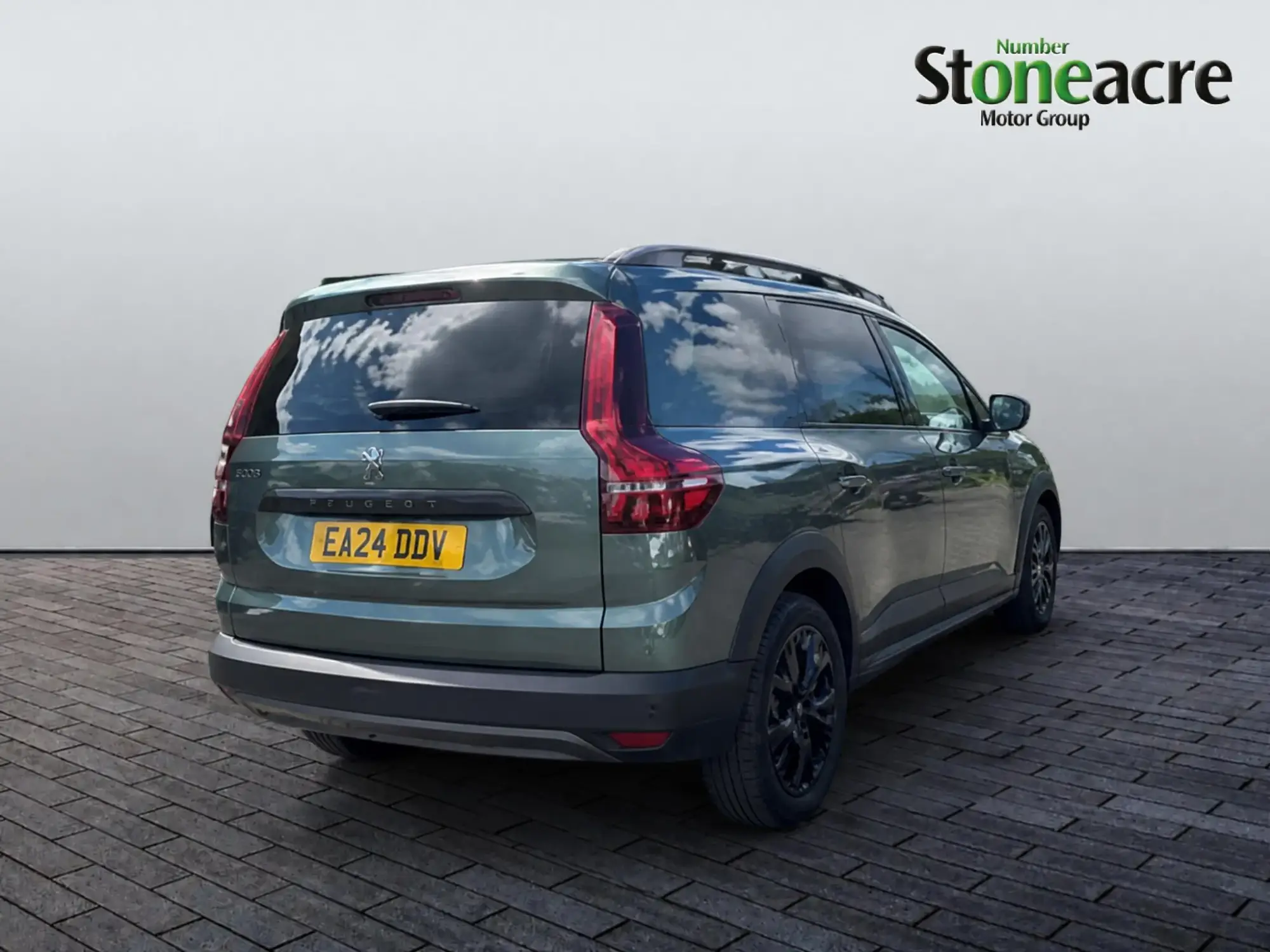 Dacia Jogger Hybrid Image 7 Dacia Jogger Hybrid Image 7