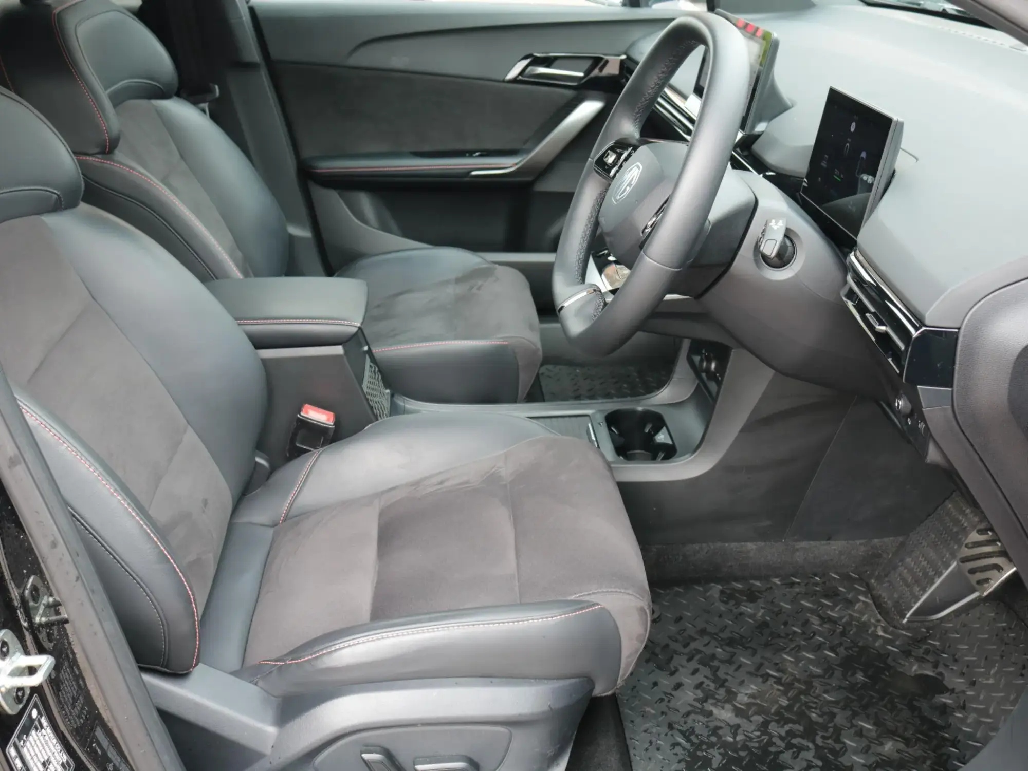 MG4 EV XPOWER Image 13
