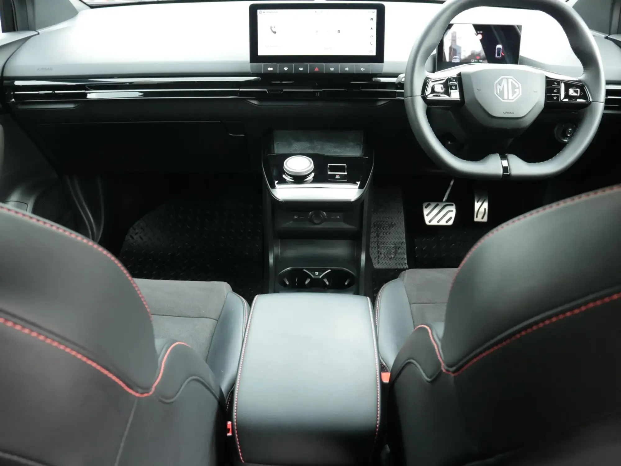MG4 EV XPOWER Image 14