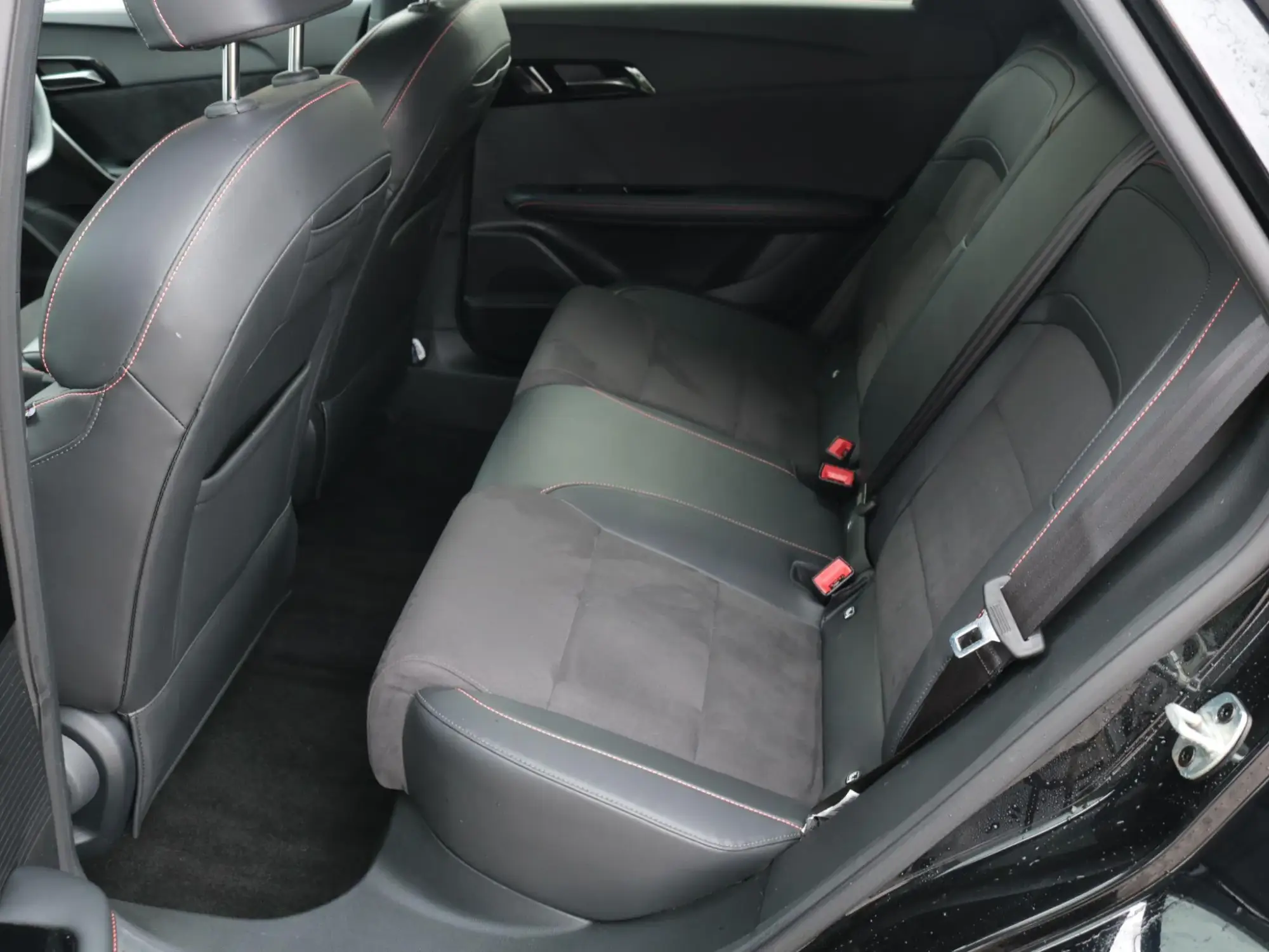 MG4 EV XPOWER Image 24