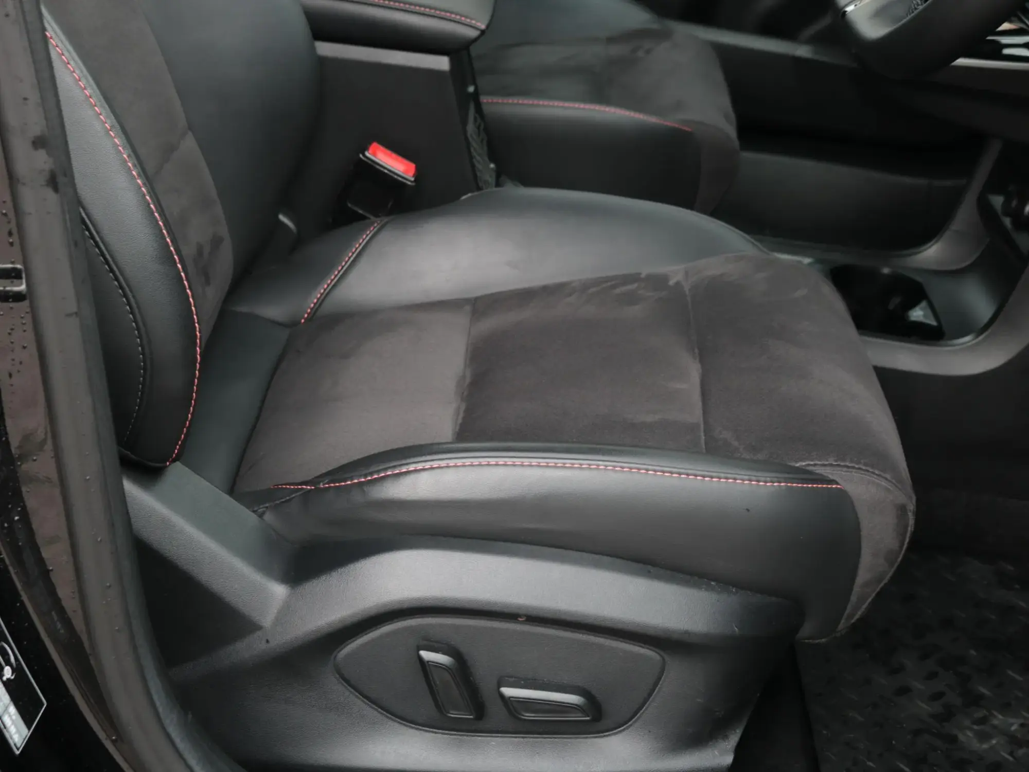 MG4 EV XPOWER Image 25