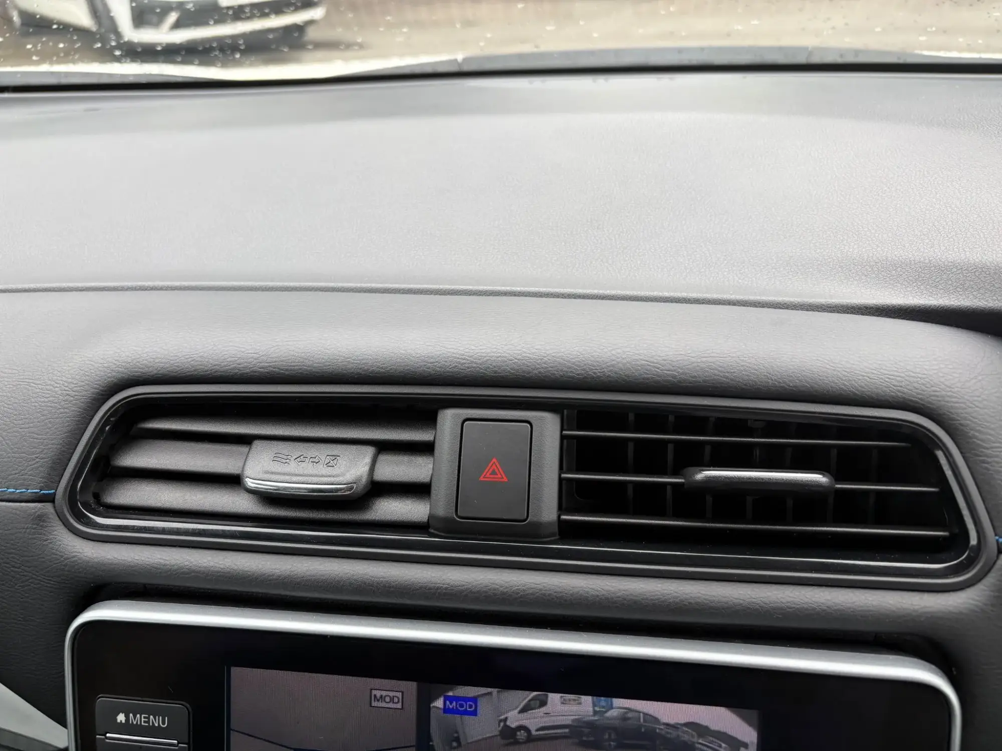 Nissan LEAF Image 28