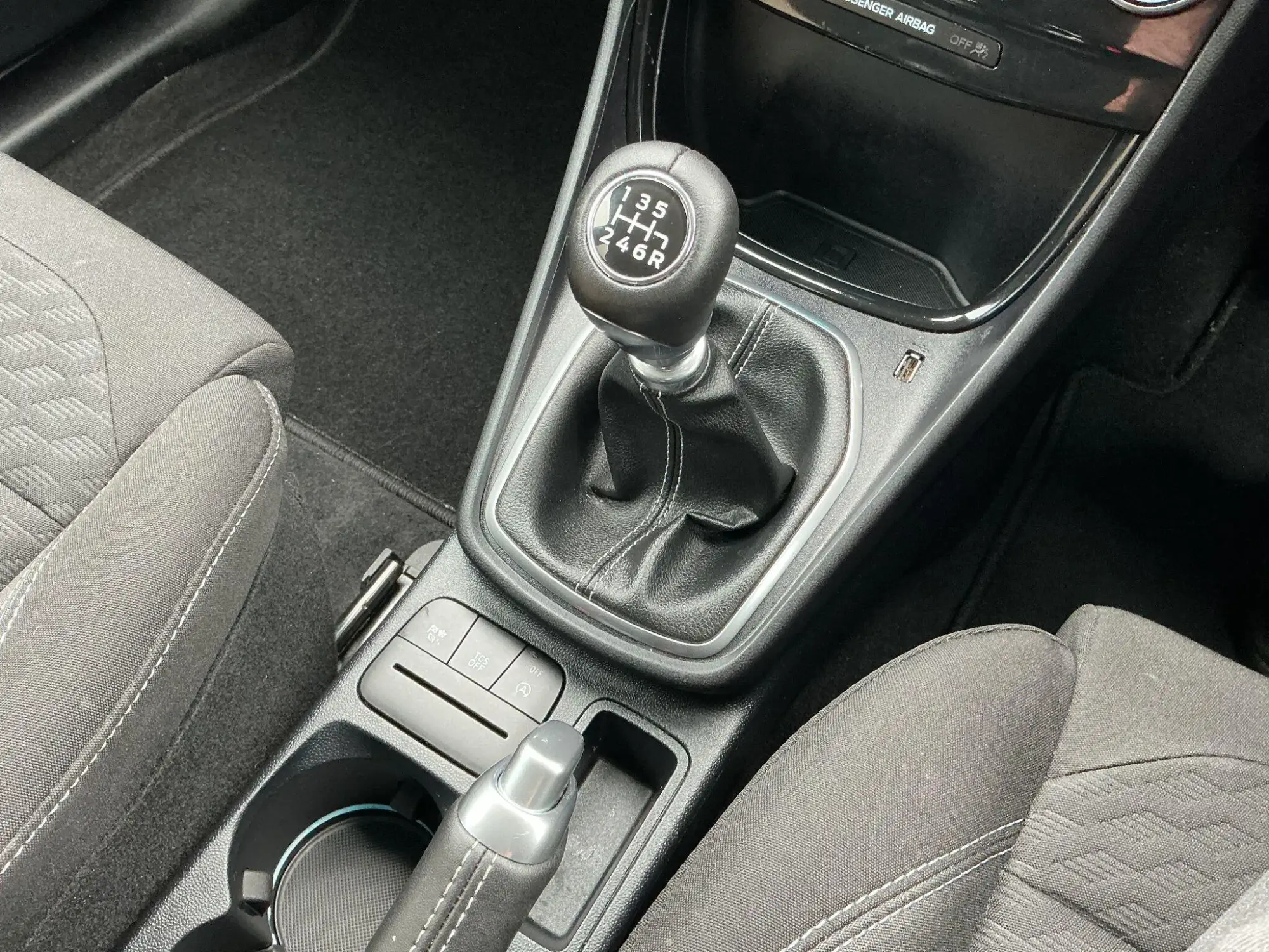 Ford Puma Image 10
