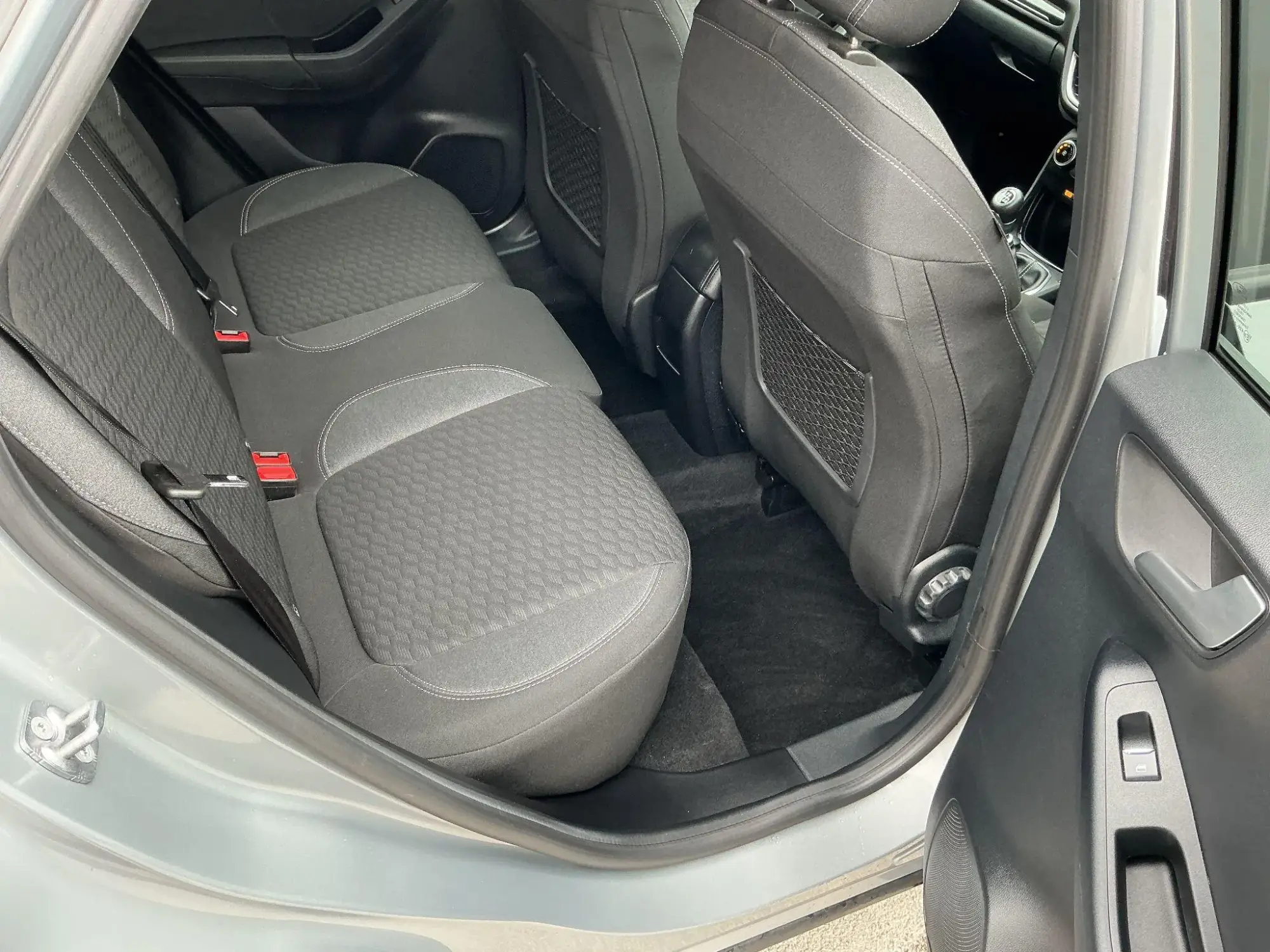 Ford Puma Image 12