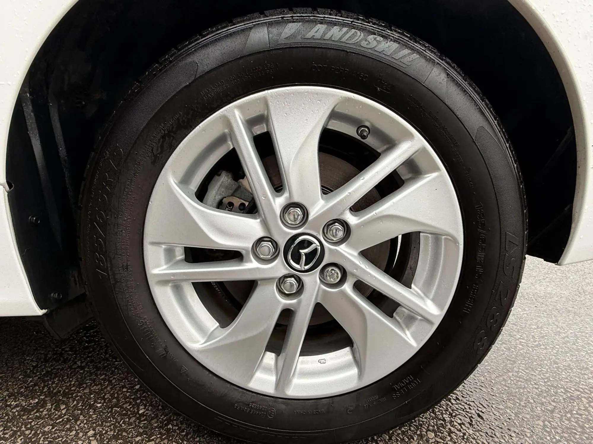 Mazda2 Hybrid Image 12 Mazda2 Hybrid Image 12