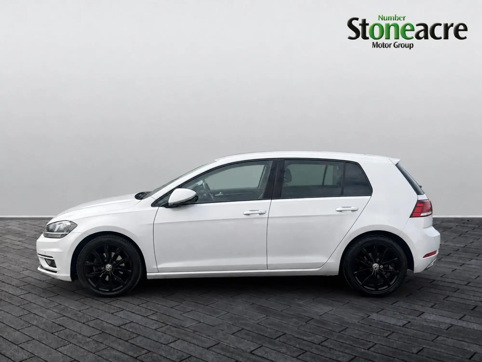 Volkswagen Golf Image 4