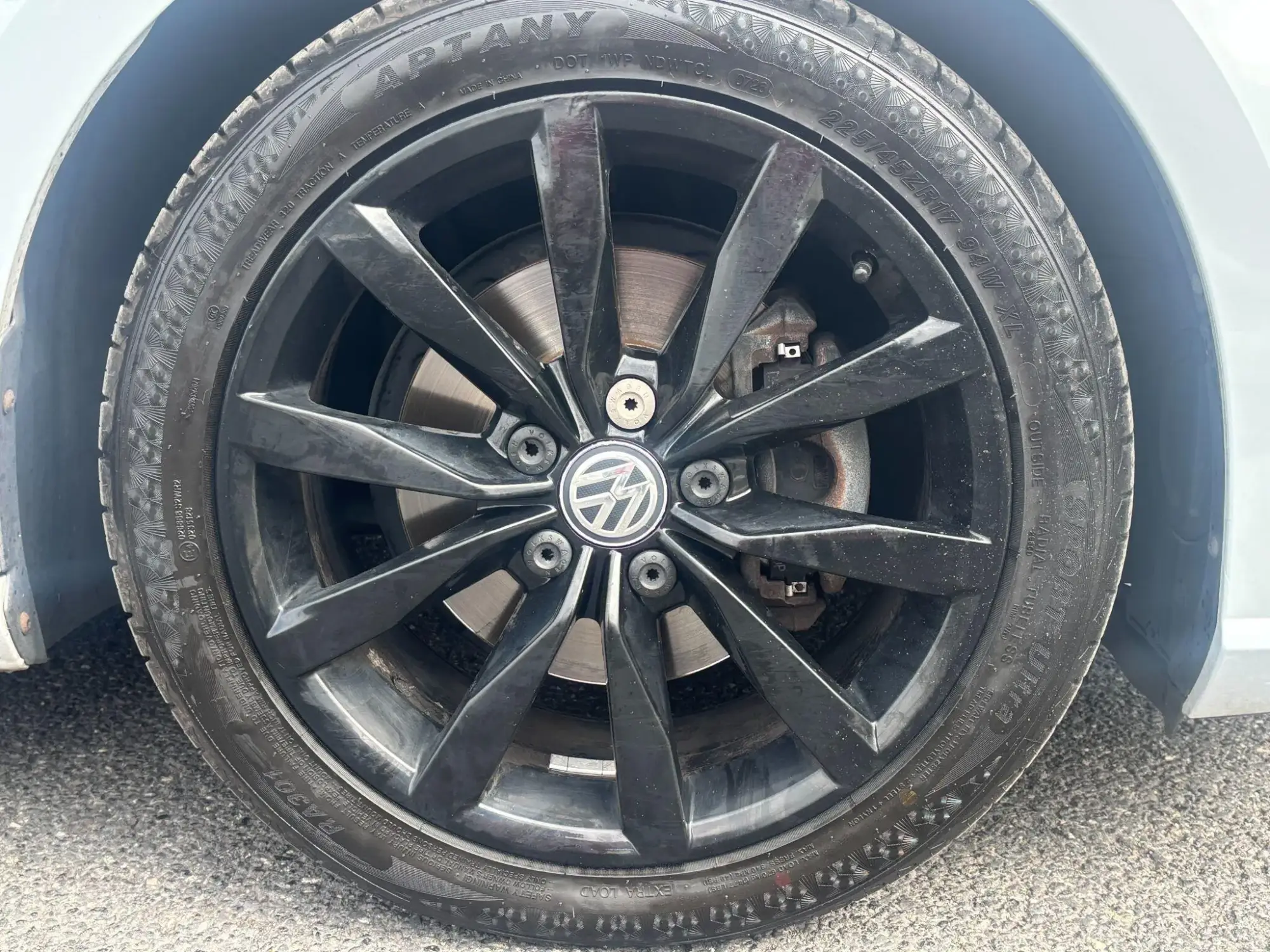 Volkswagen Golf Image 11