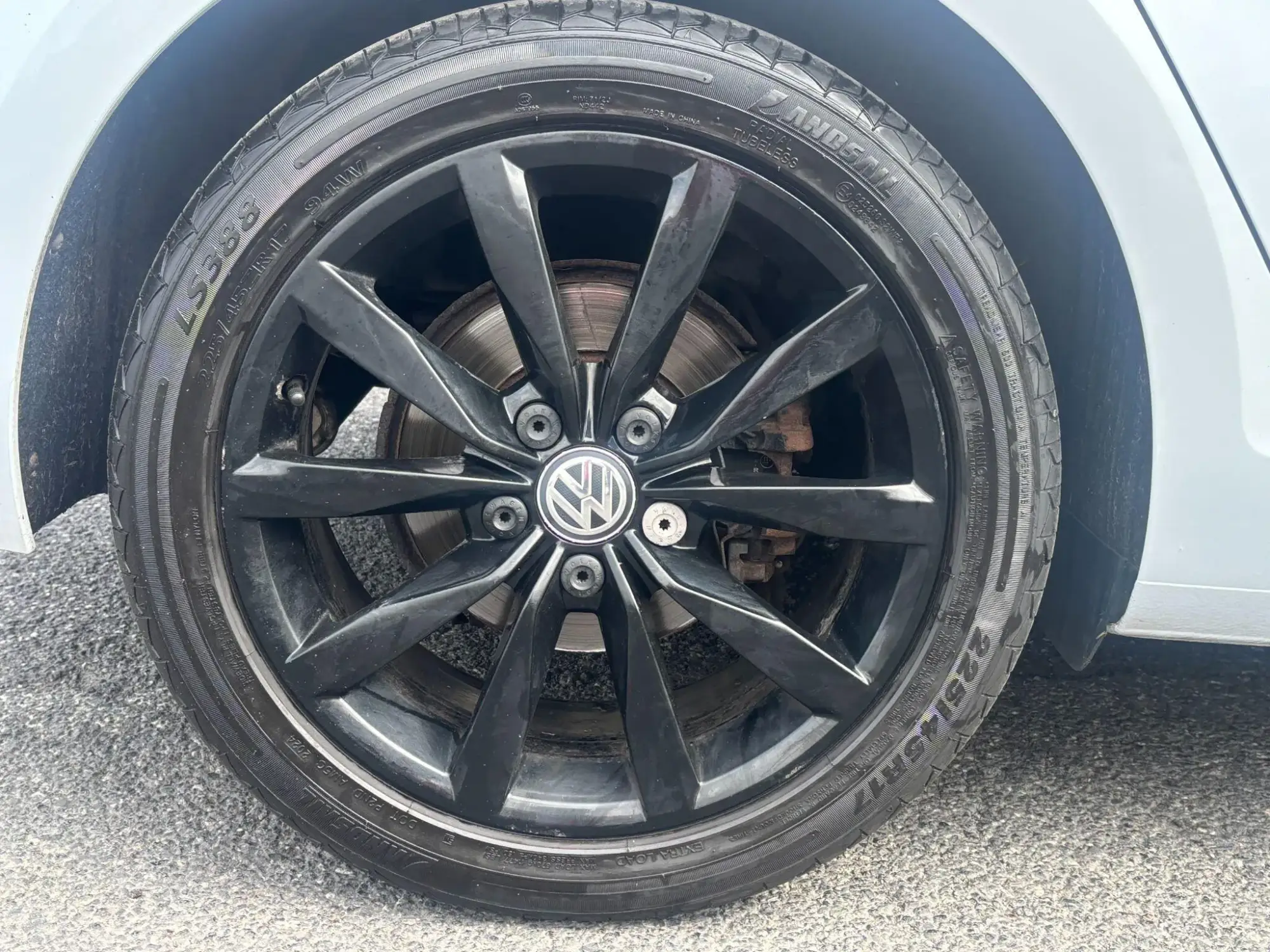 Volkswagen Golf Image 12