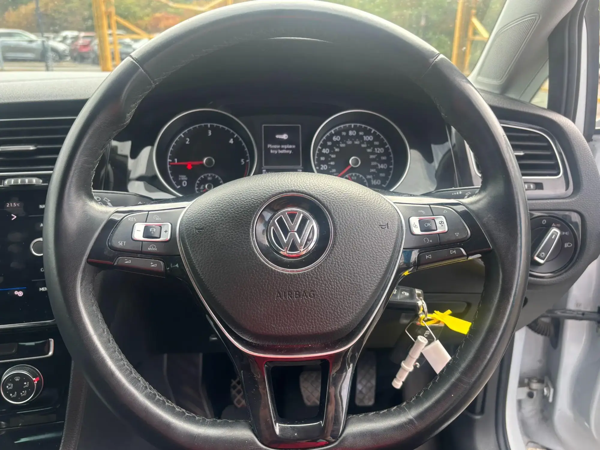Volkswagen Golf Image 18