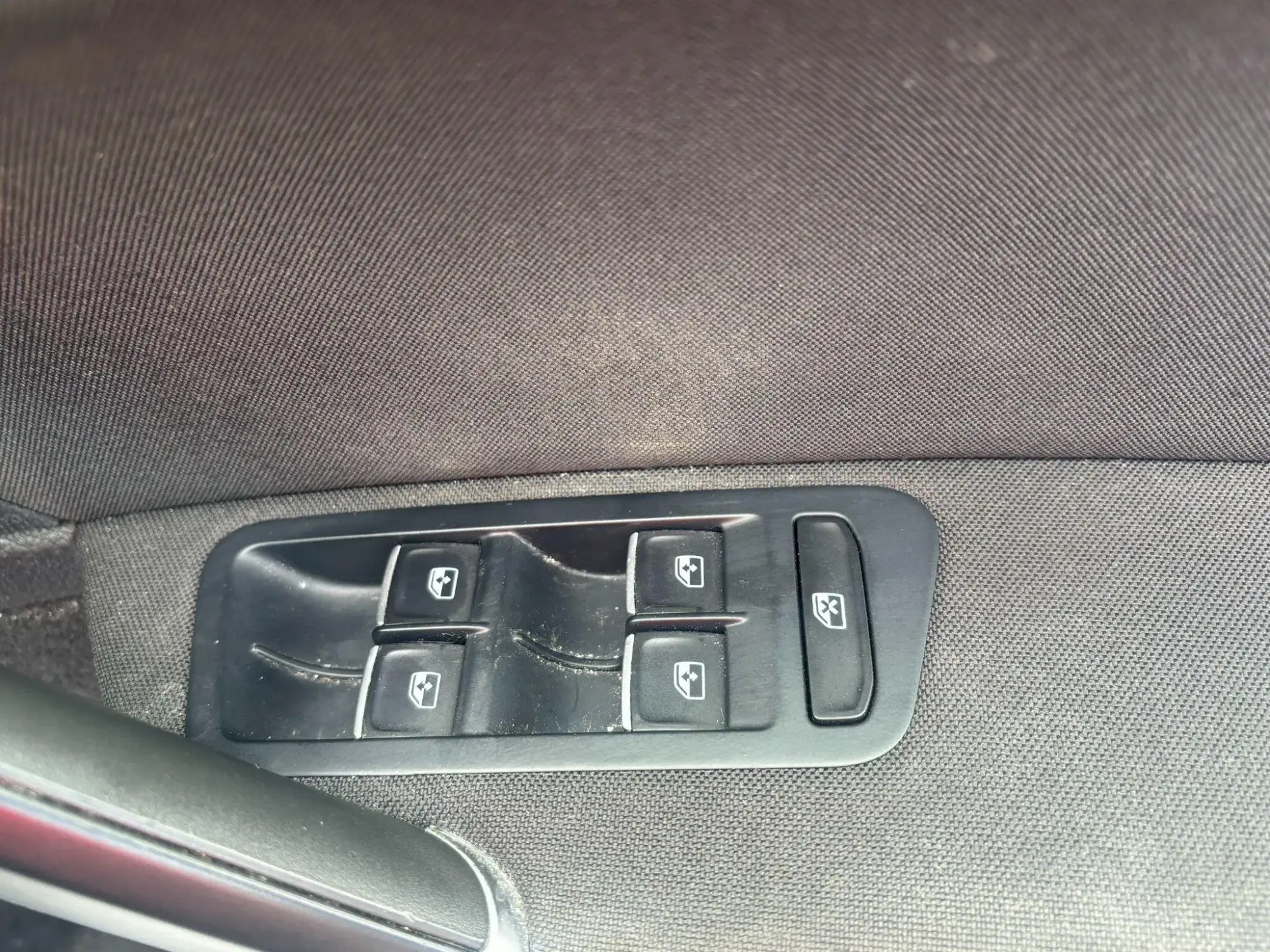 Volkswagen Golf Image 27